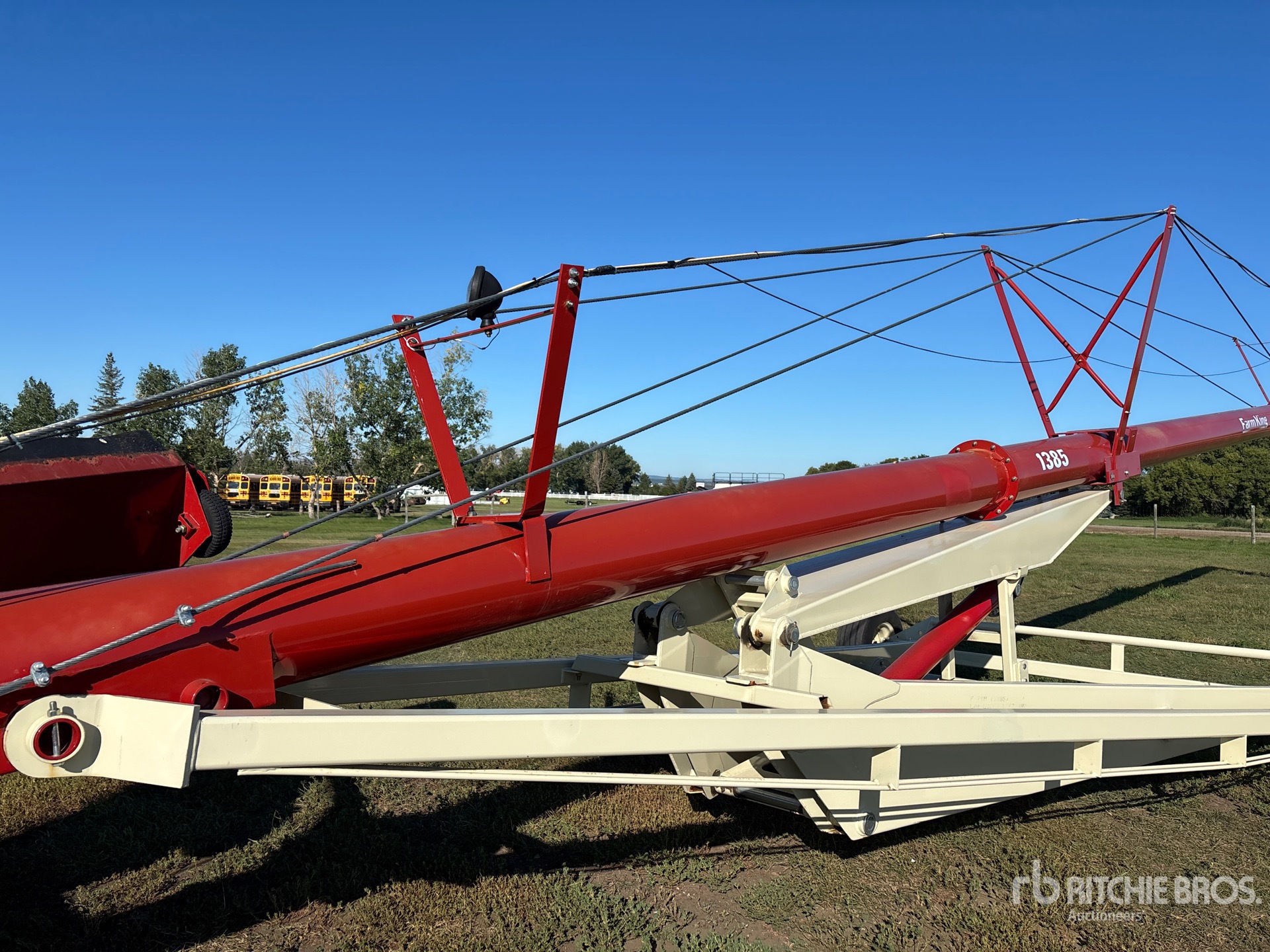 Farm King 1385
