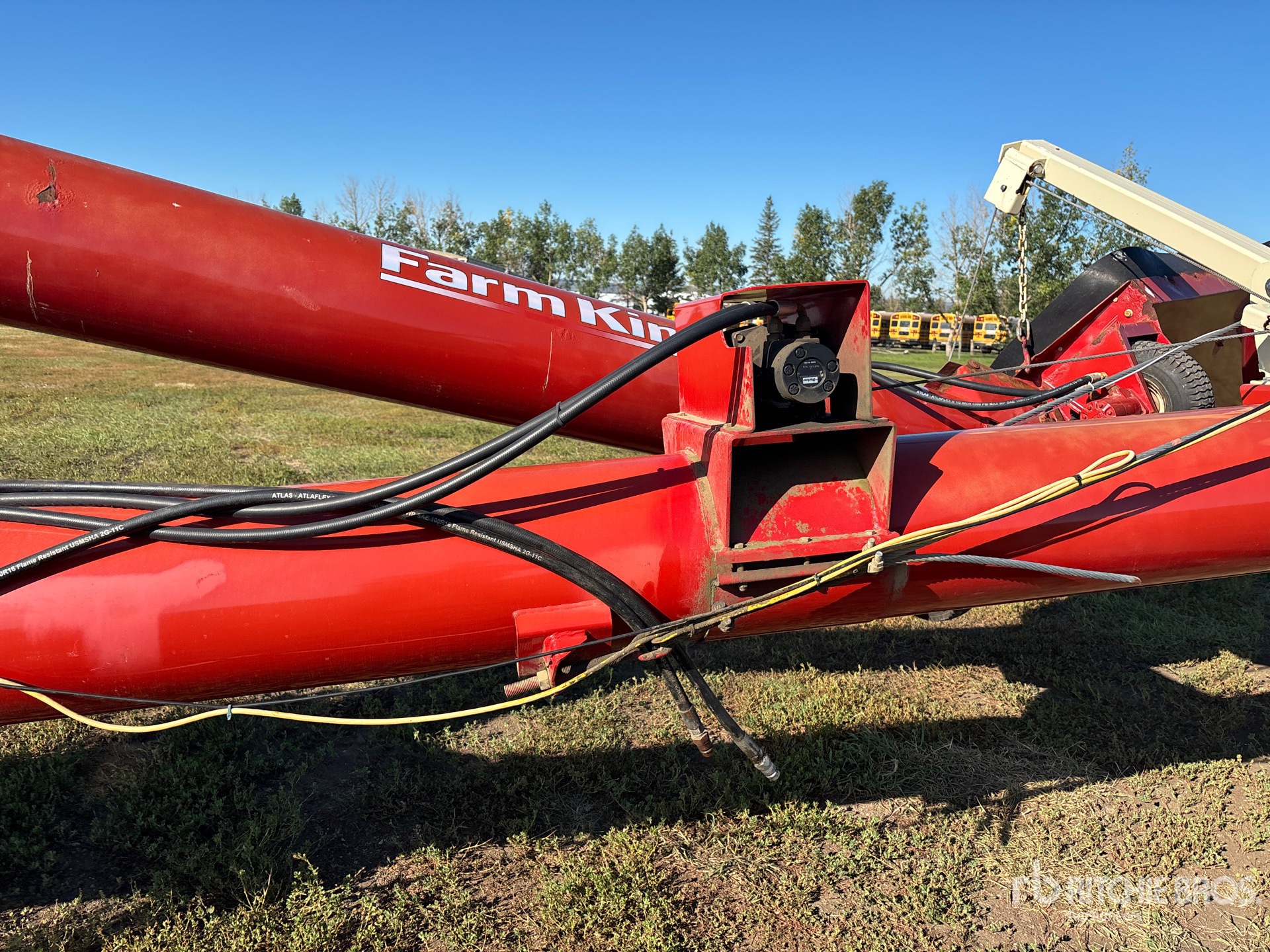 Farm King 1385