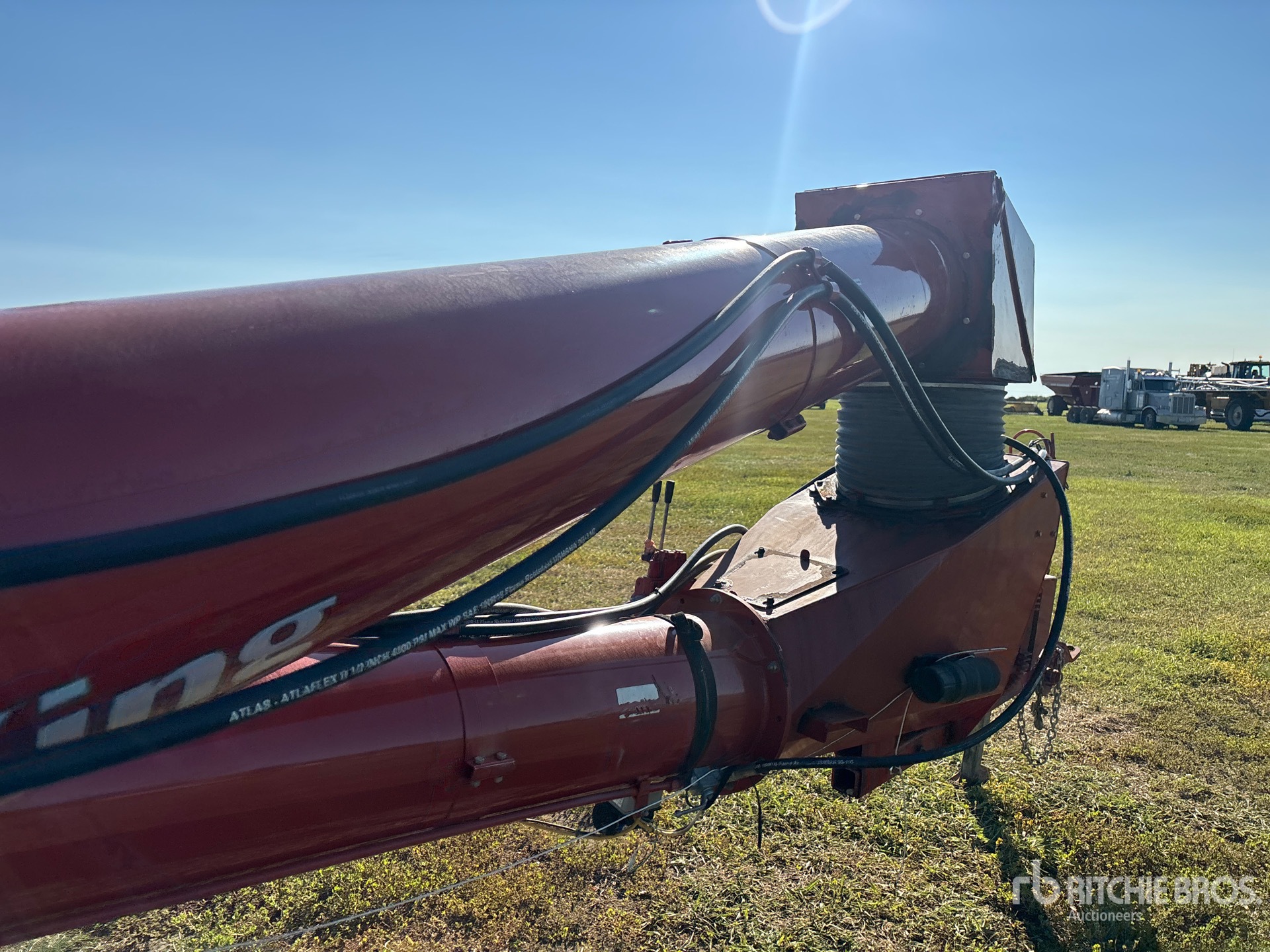 Farm King 1385