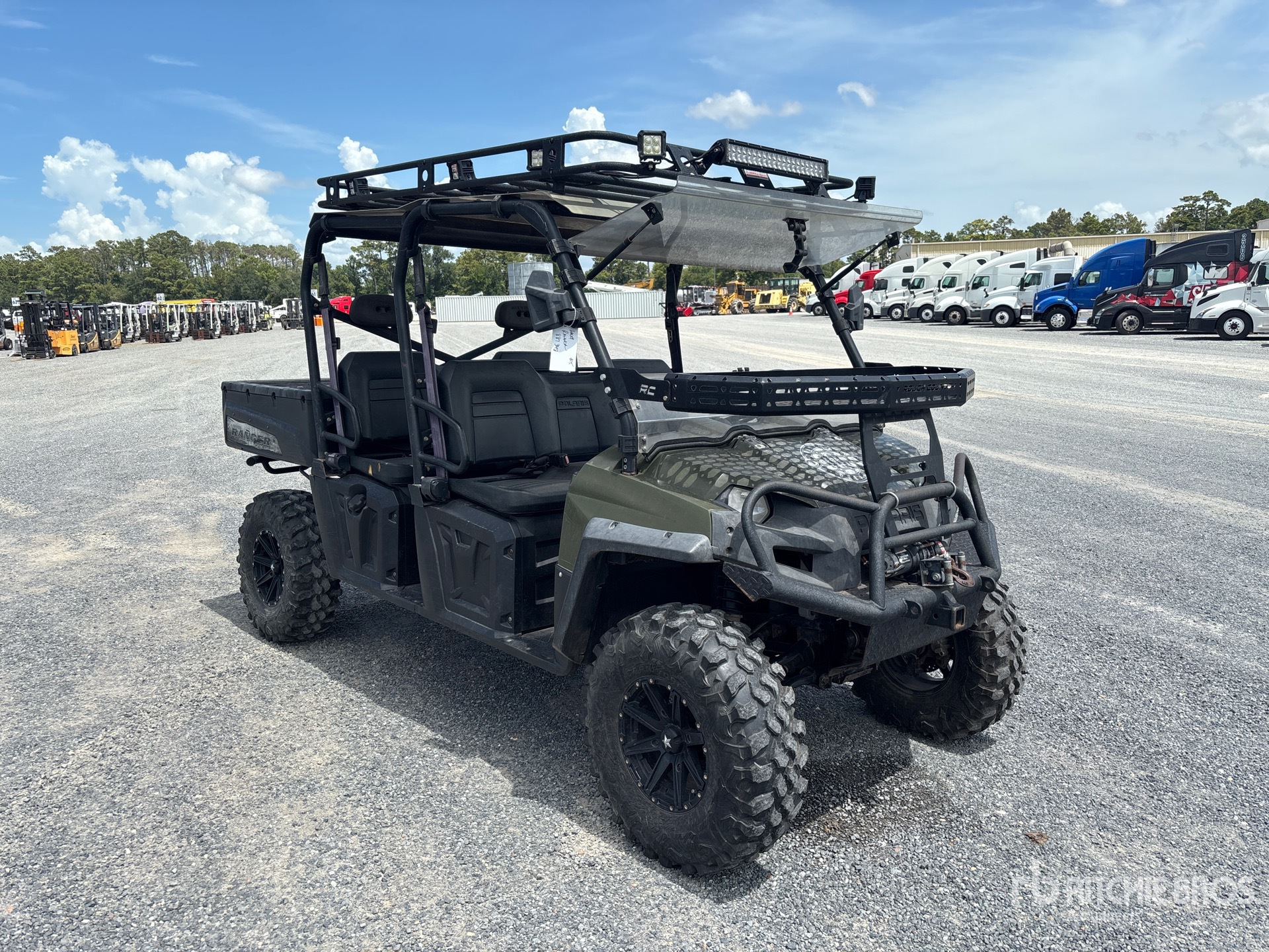 General Appearance with Picture, Right Front Corner