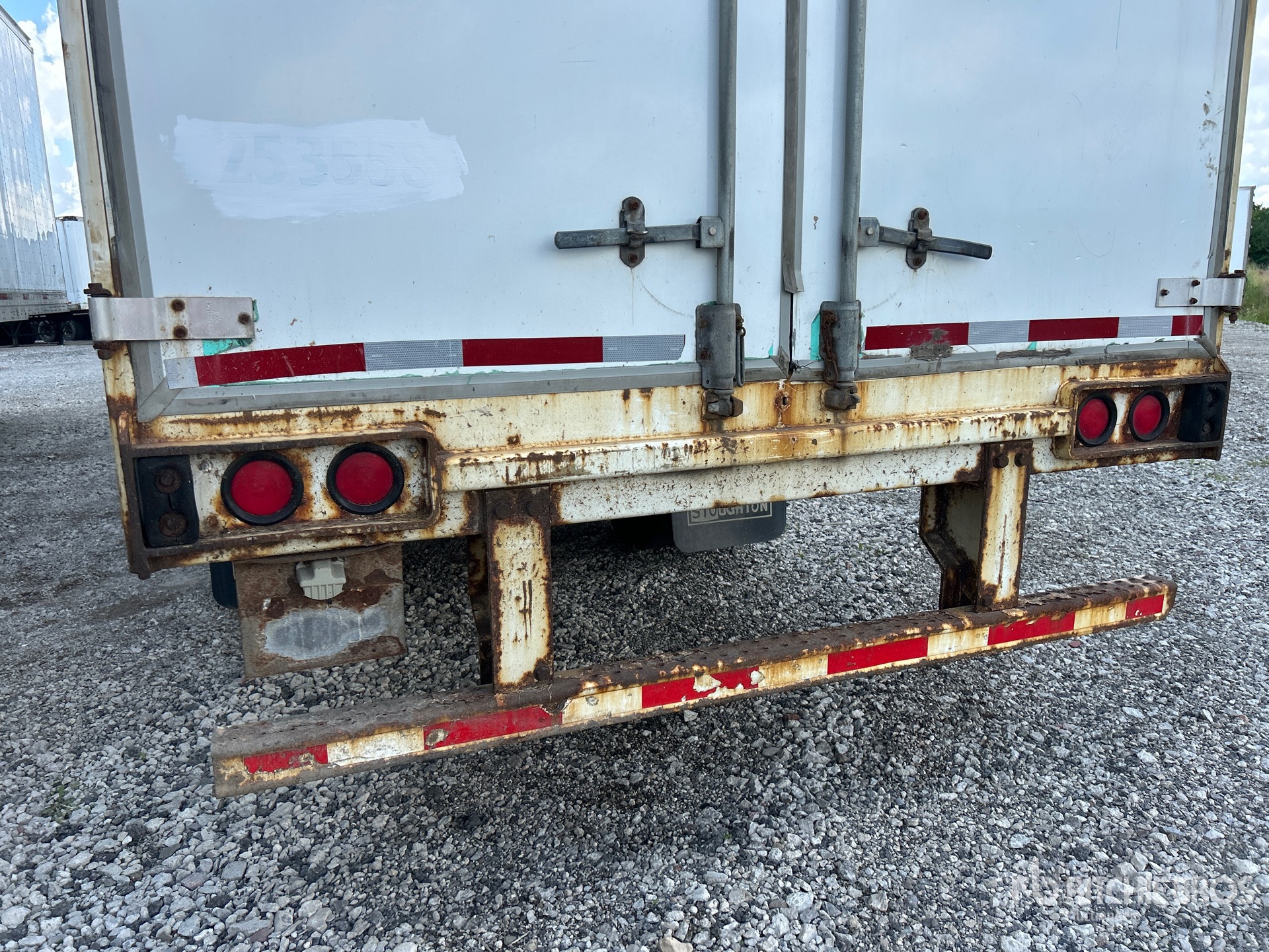 2008 Stoughton 53 ft x 102 in T/A