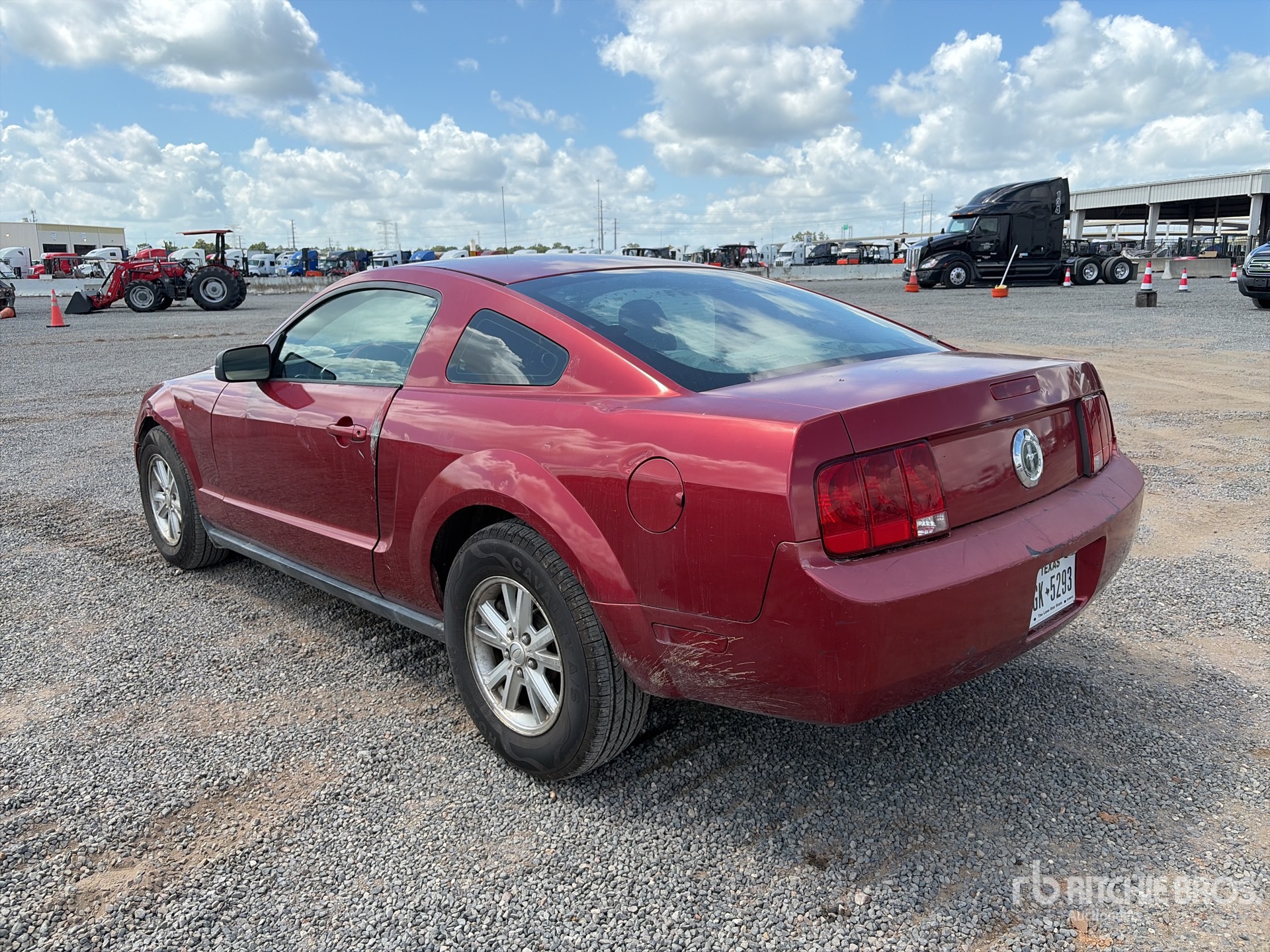 General Appearance with Picture, Left Rear Corner