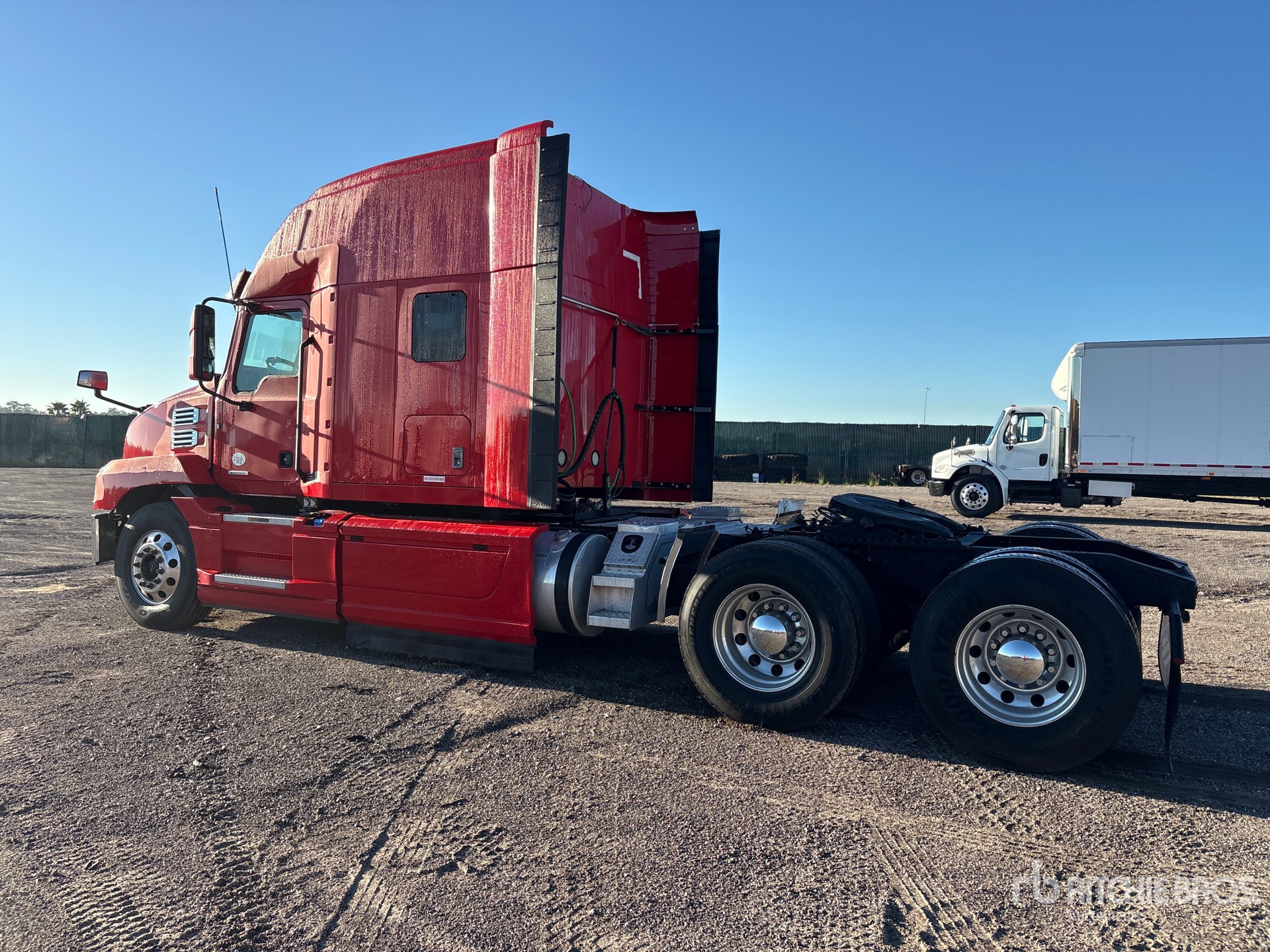 2019 Mack ANTHEM 64T