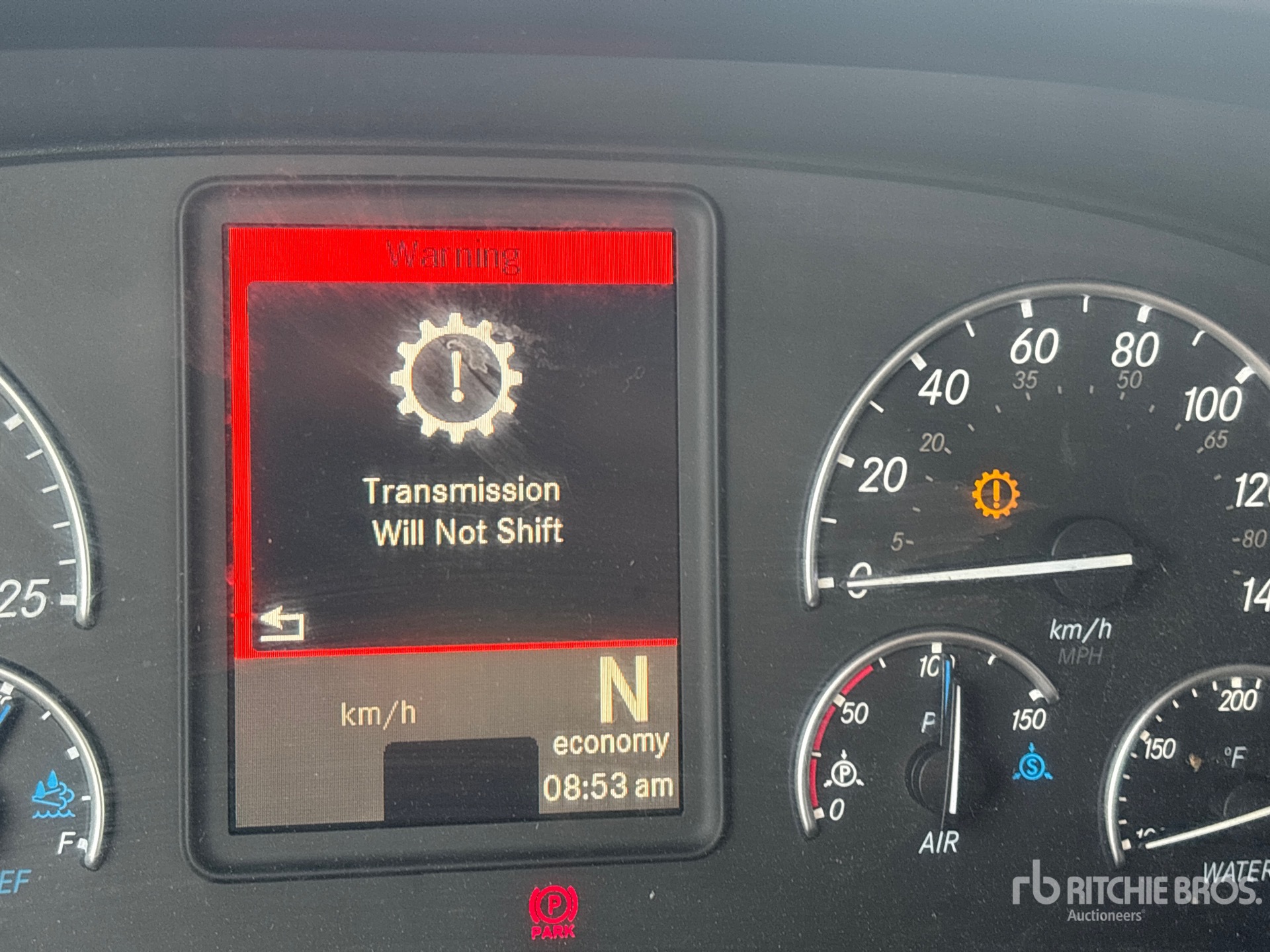 2020 Freightliner CASCADIA 126