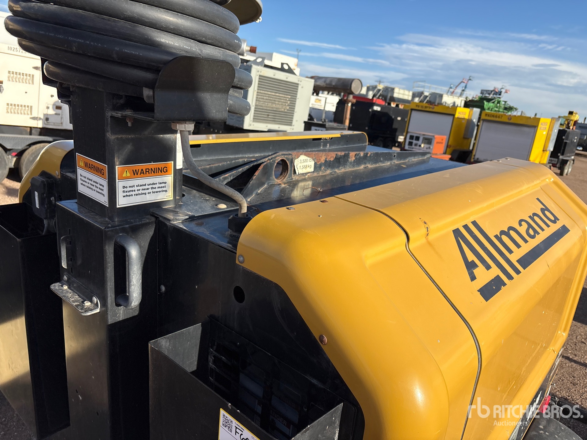 2018 Allmand MAXI-LITE II V-