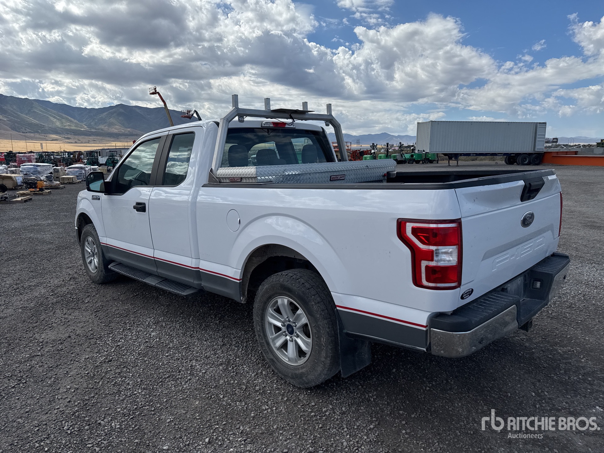 General Appearance with Picture, Left Rear Corner