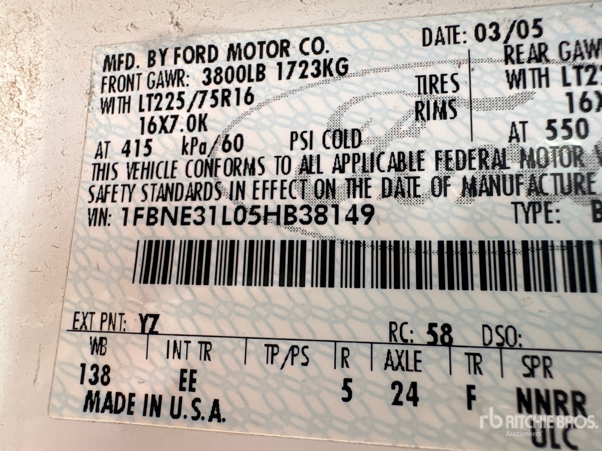 2005 Ford E-350