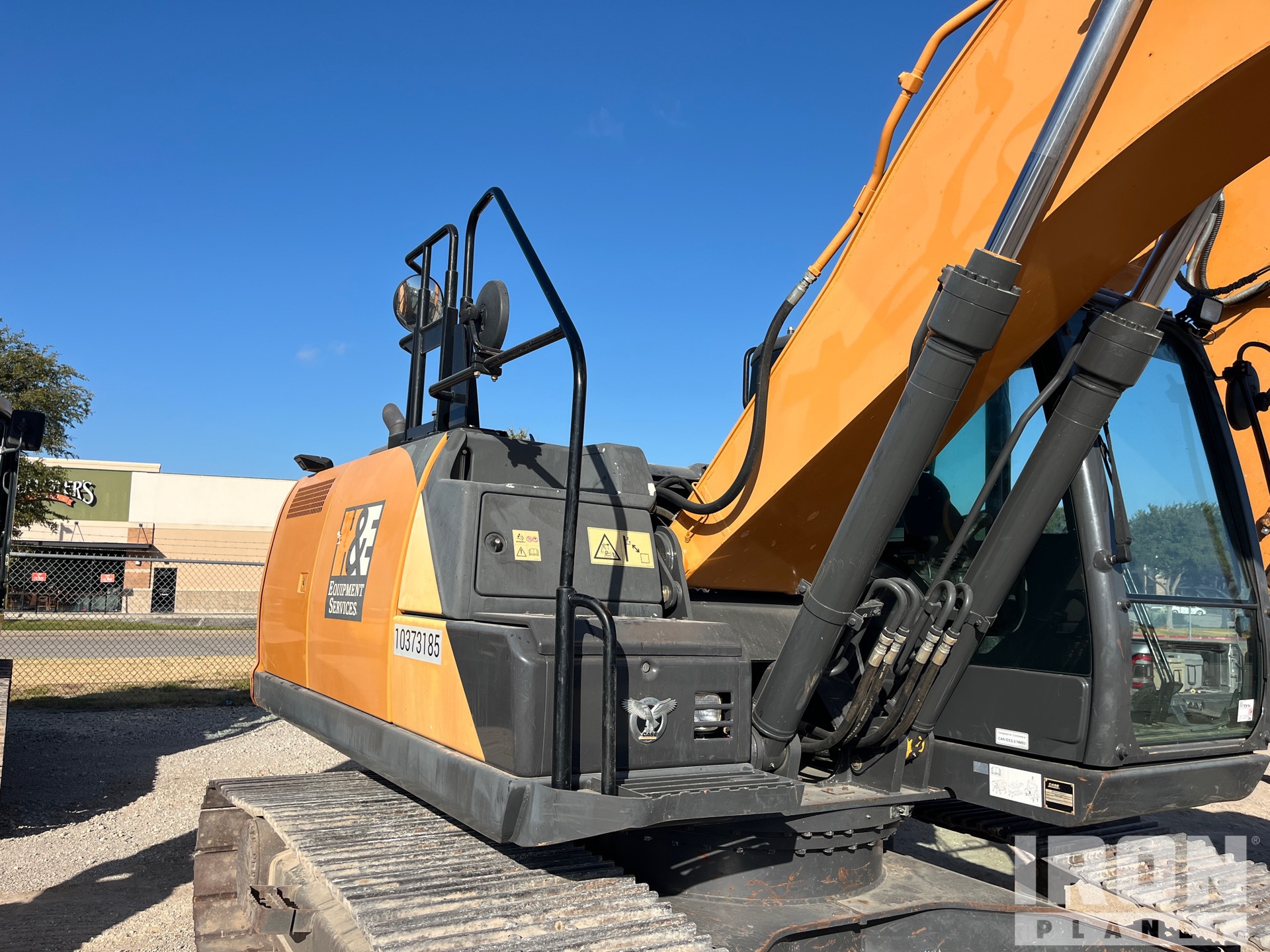 2022 Case CX210D