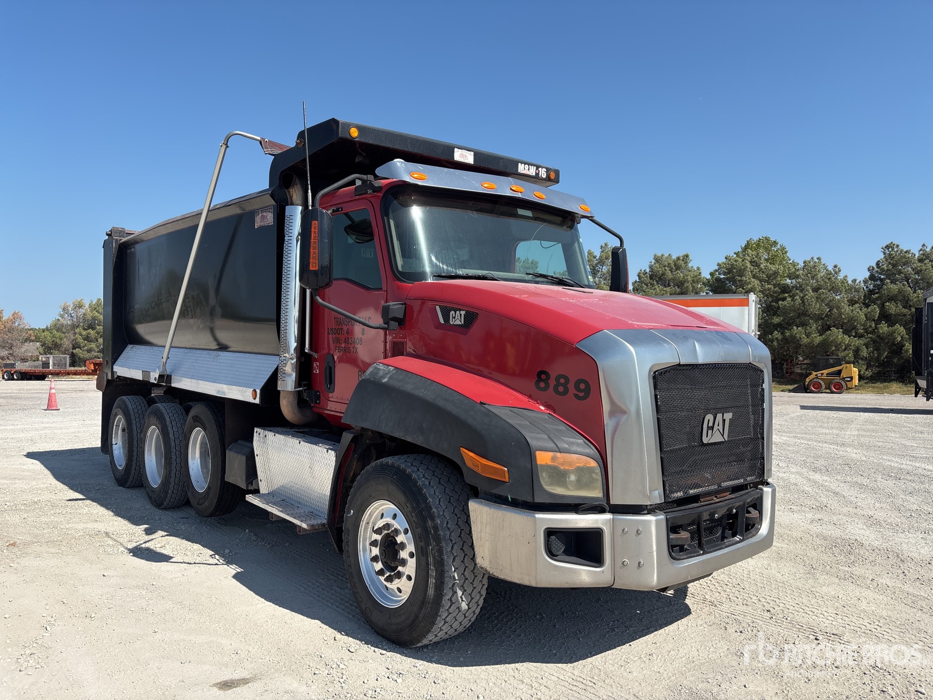 2014 Caterpillar CT660