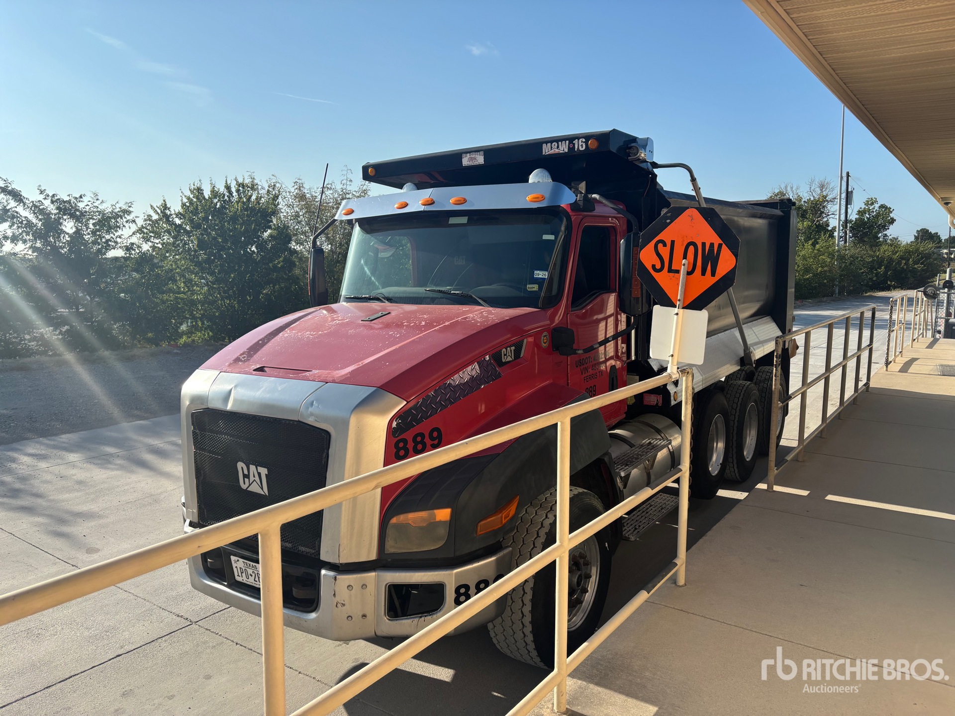 2014 Caterpillar CT660
