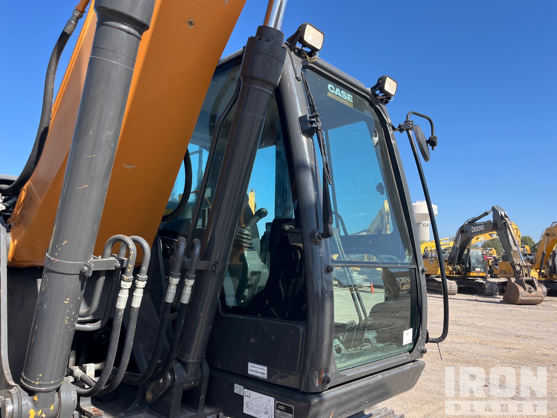 2022 Case CX210D