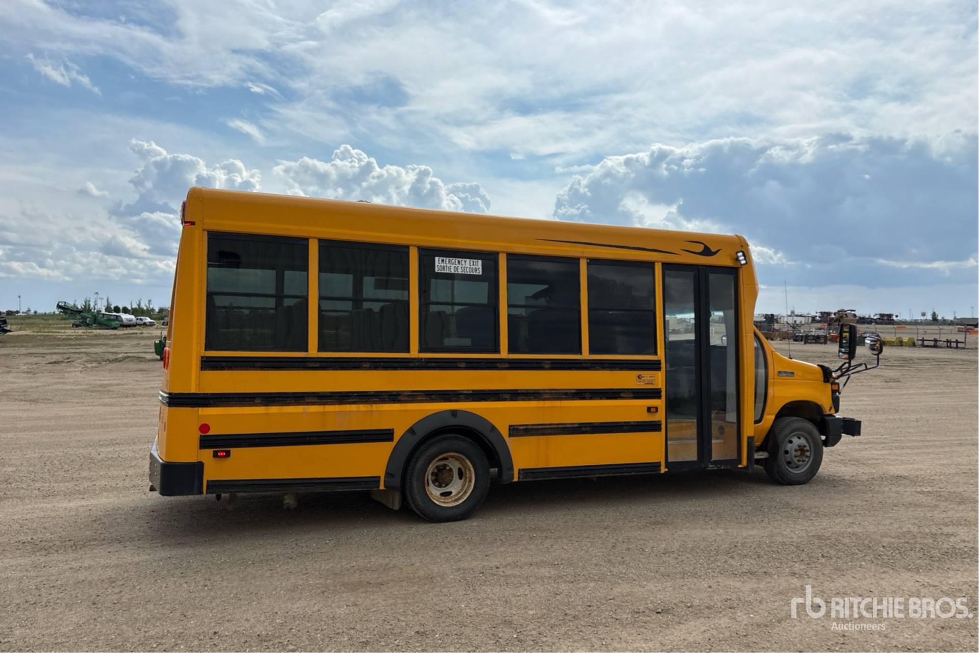 2017 Ford E-450 SUPER DUT