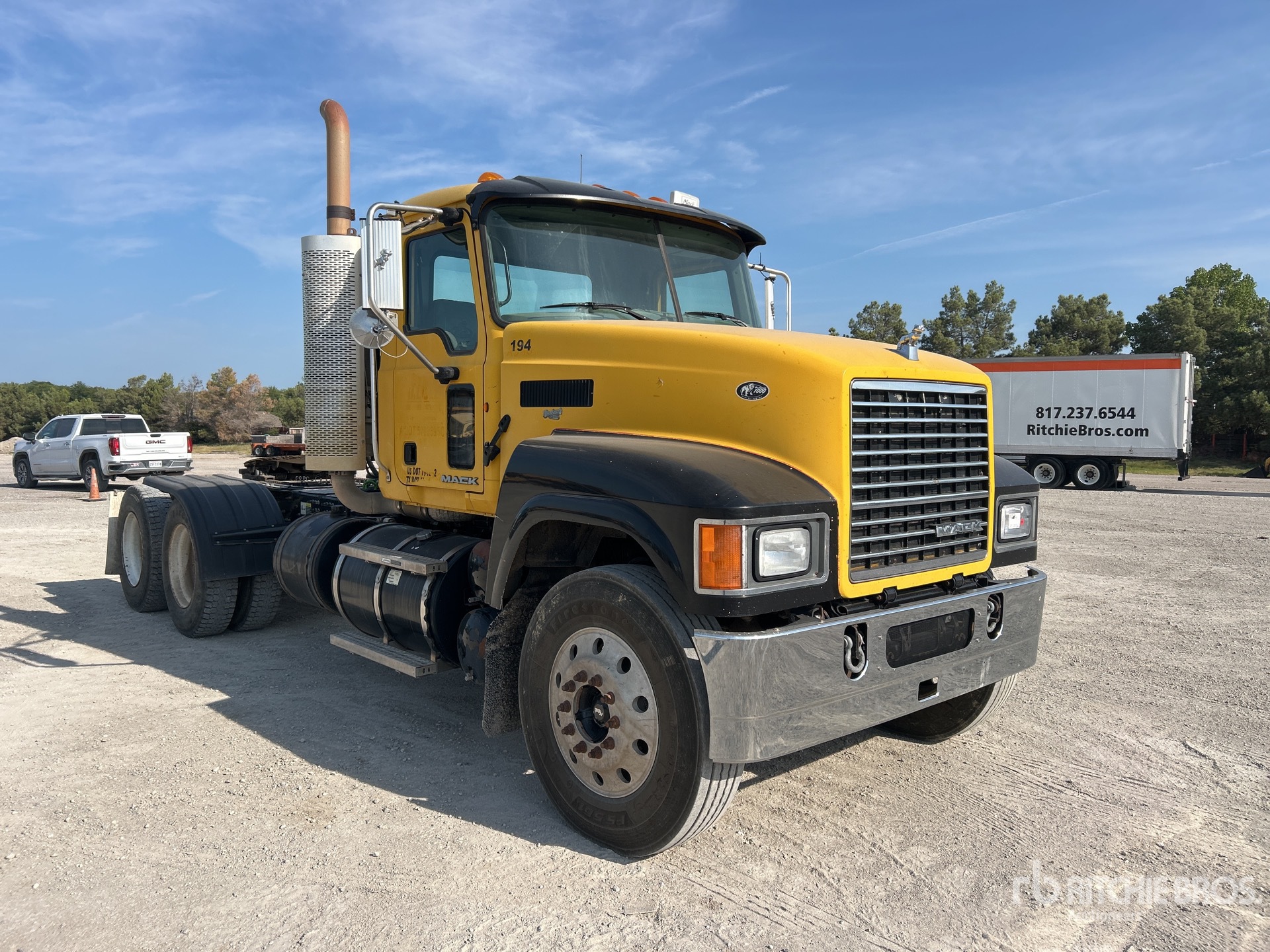 2010 Mack CHU613