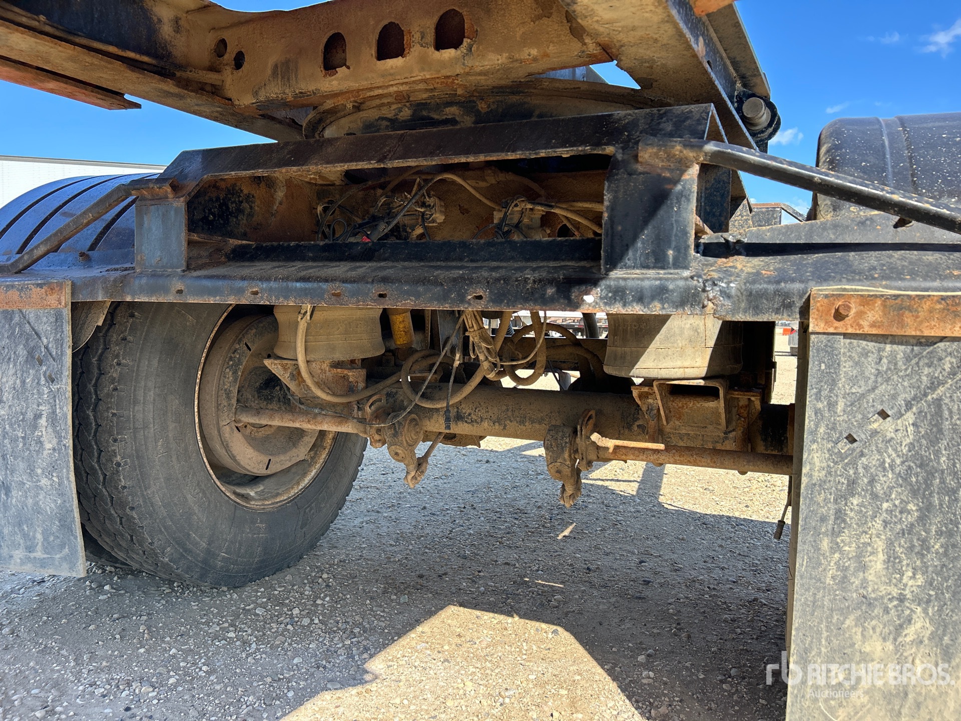 2002 Midland SK3200