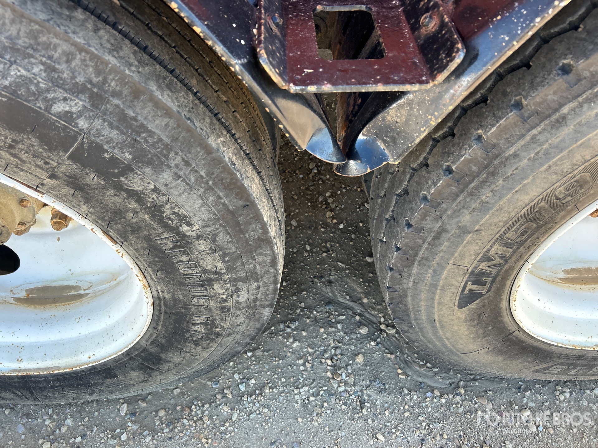 2002 Midland SK3200