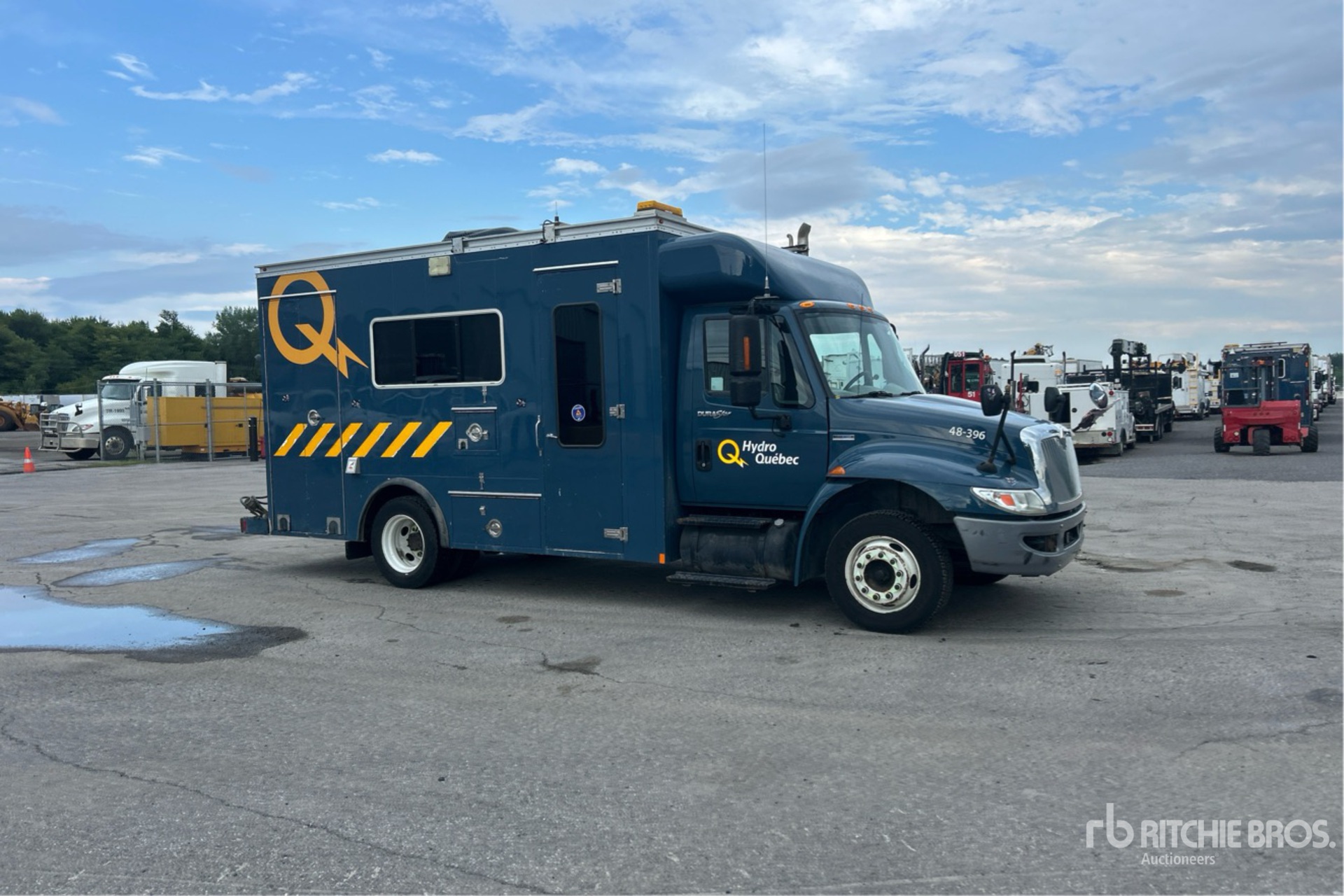 2010 International 4300
