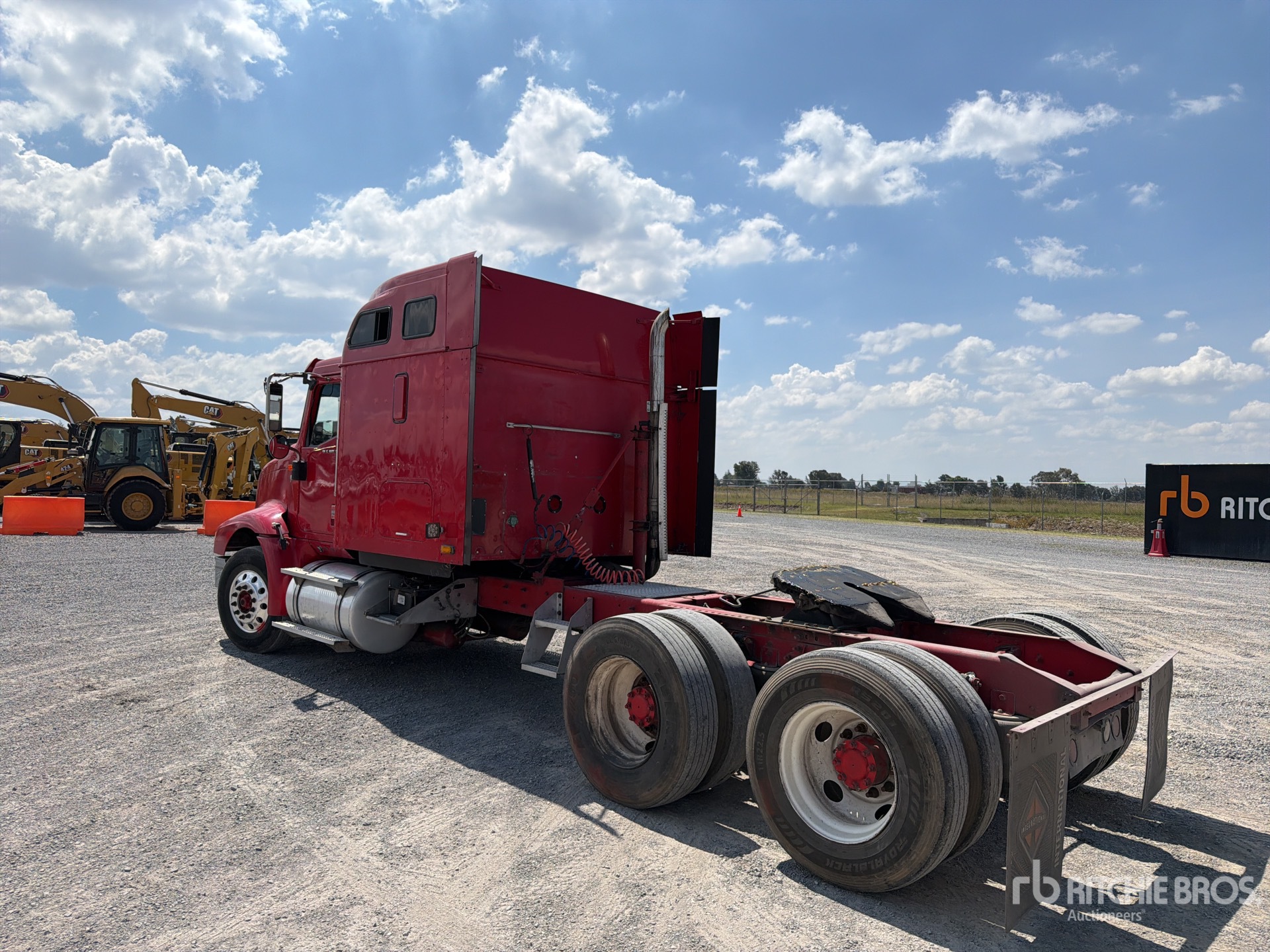 2007 International 9200i