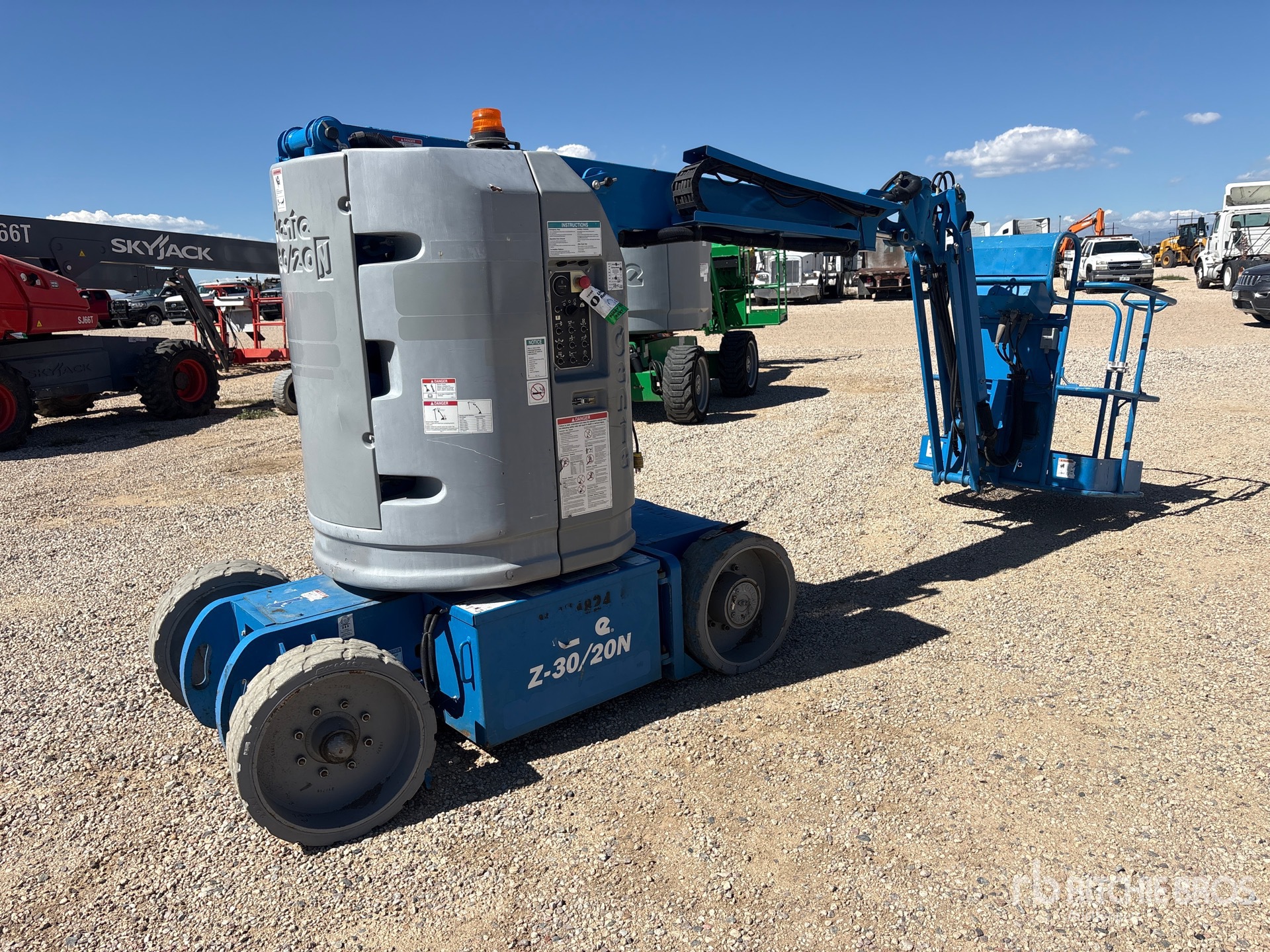 2016 Genie Z-30/20N RJ