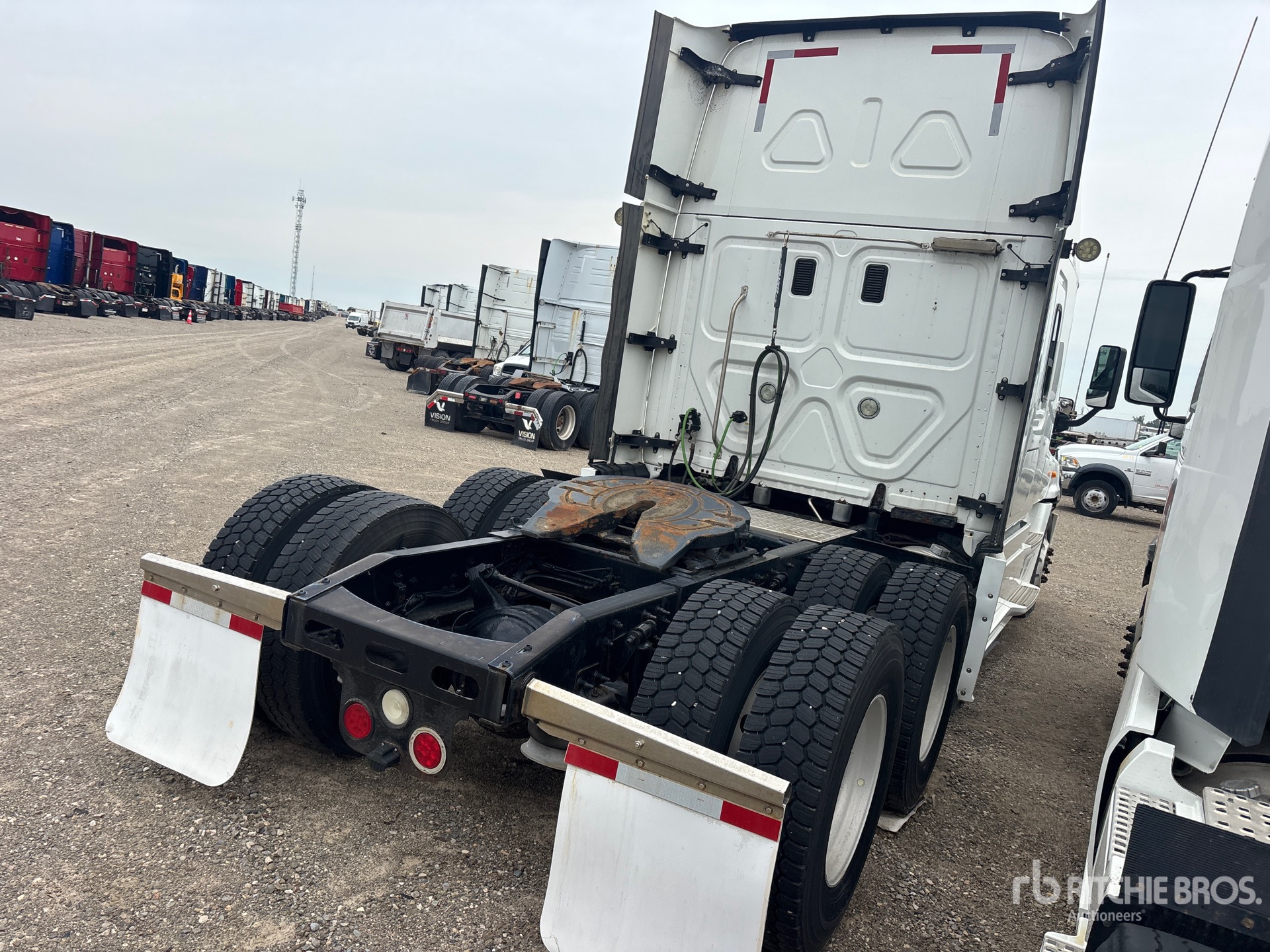 2015 Freightliner CASCADIA 125