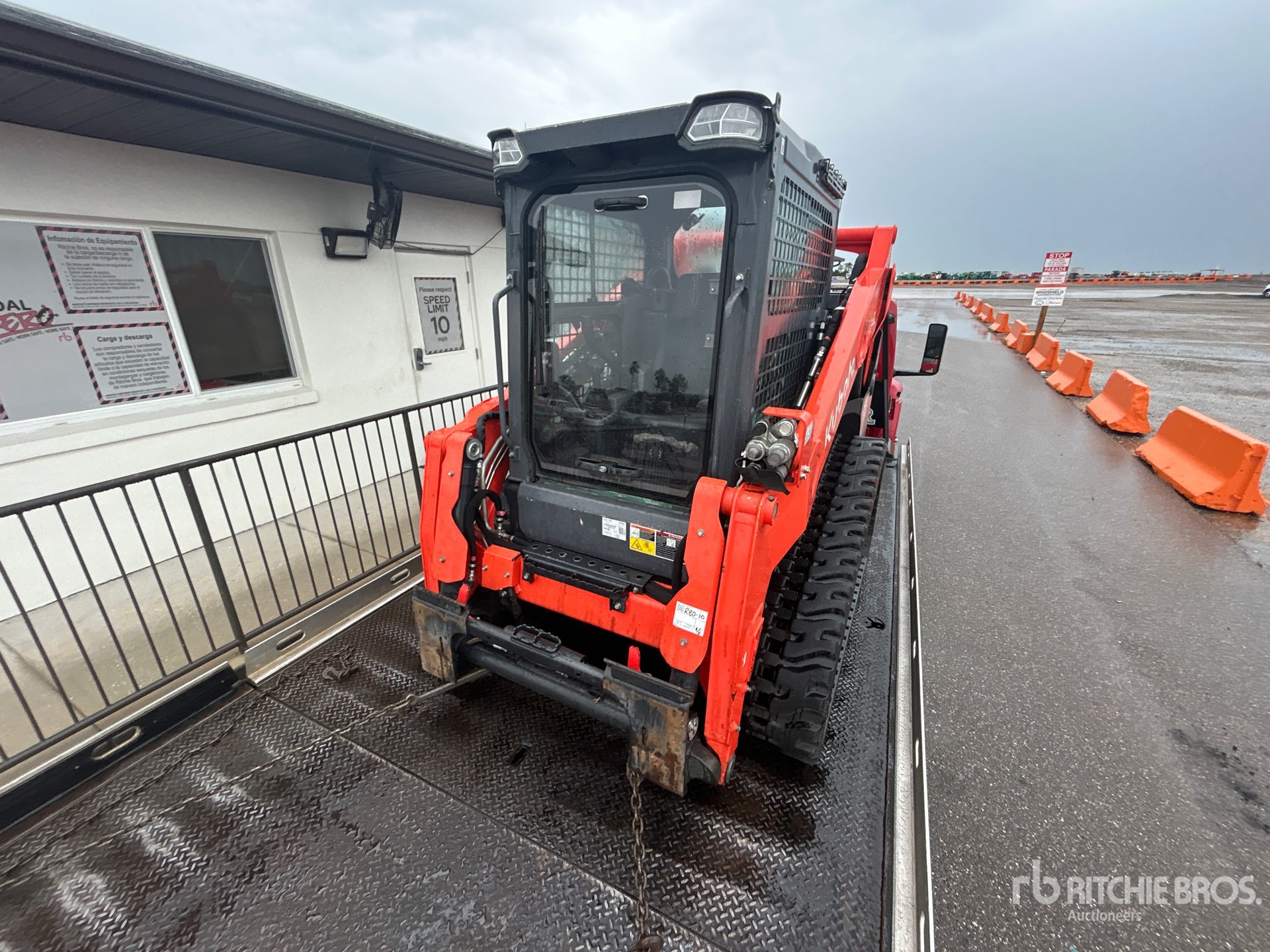 Photo of a 2023 Kubota SVL75-2