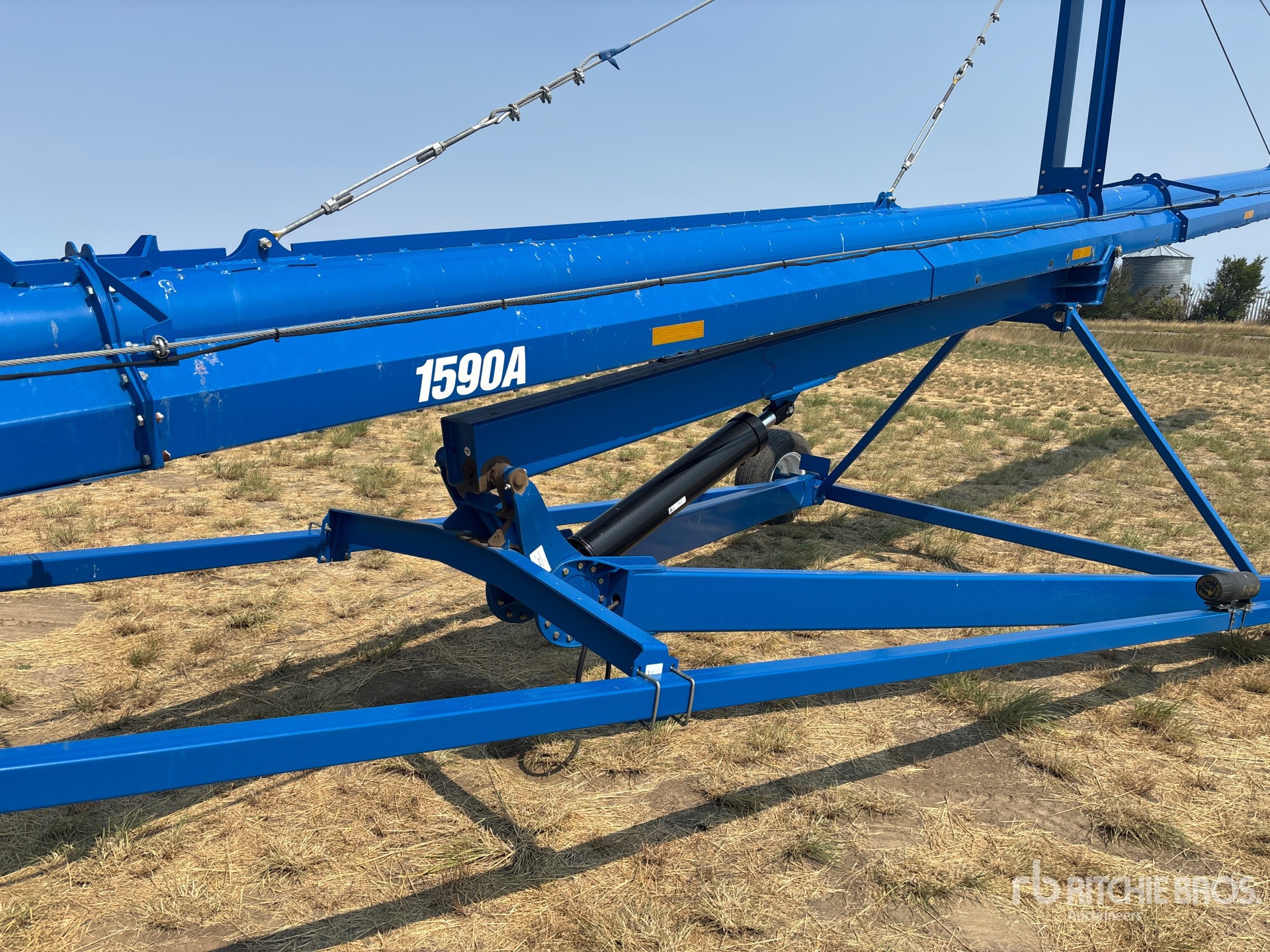 2023 Brandt 1590A