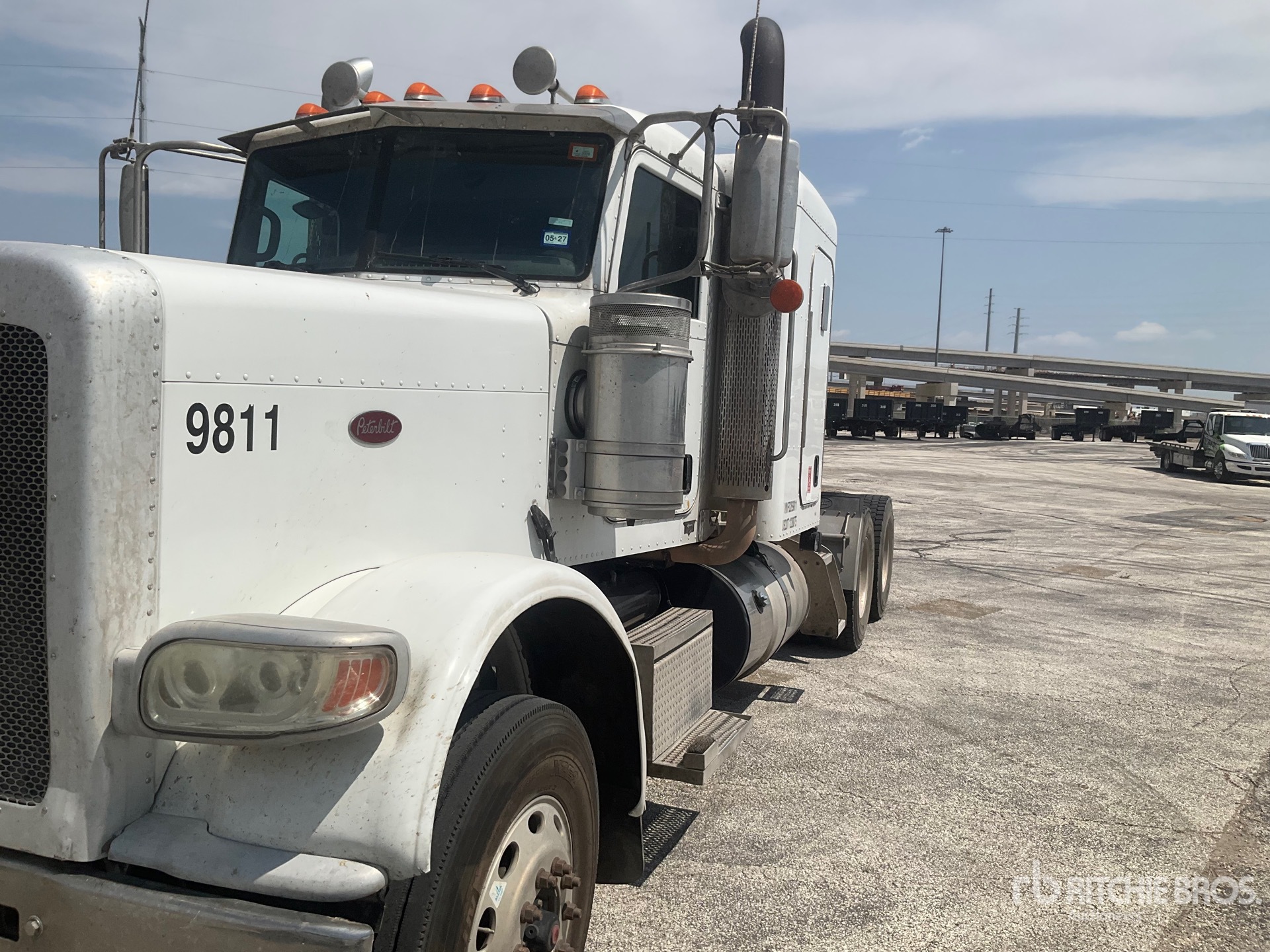 2015 Peterbilt 389