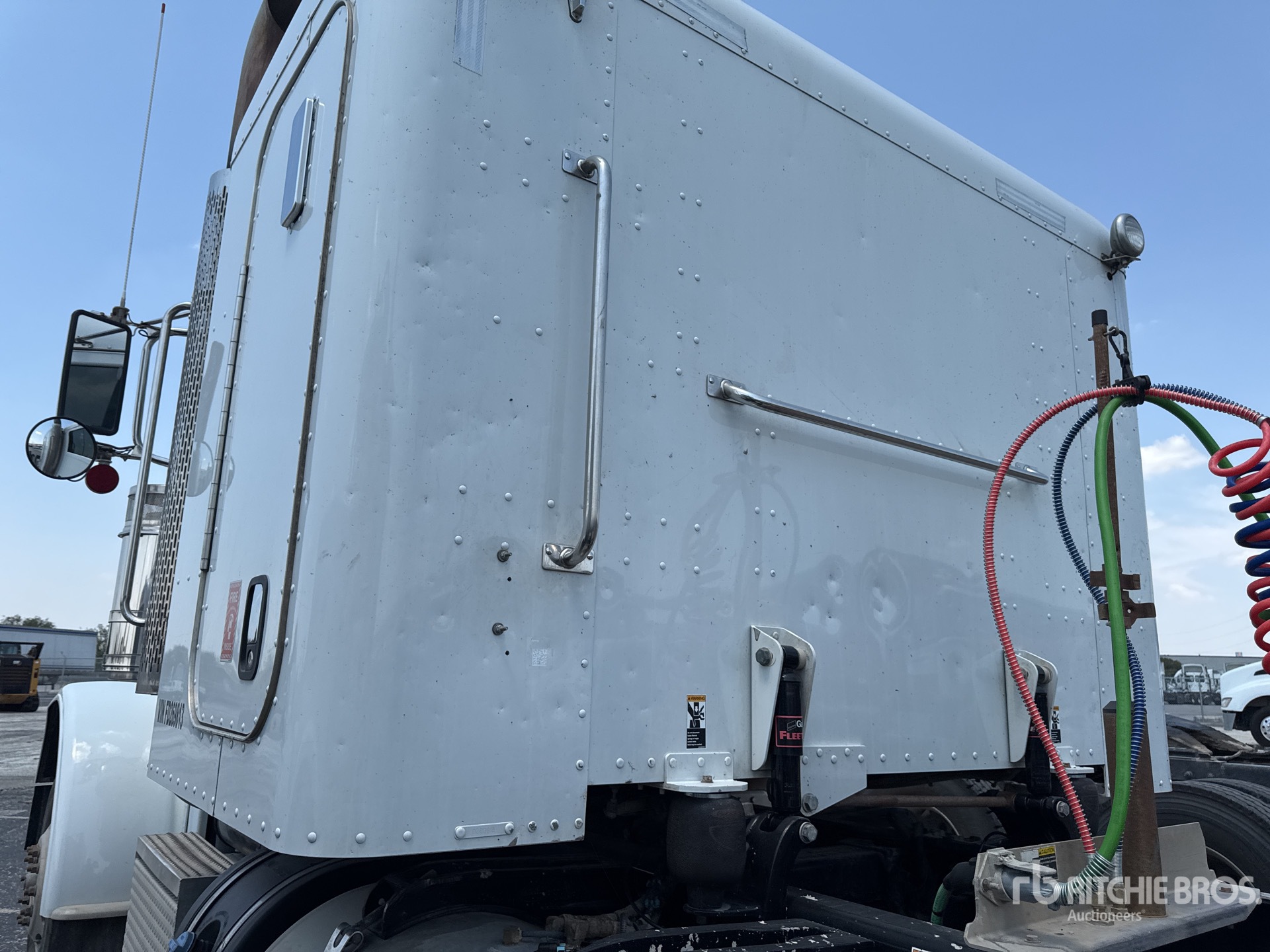 2015 Peterbilt 389