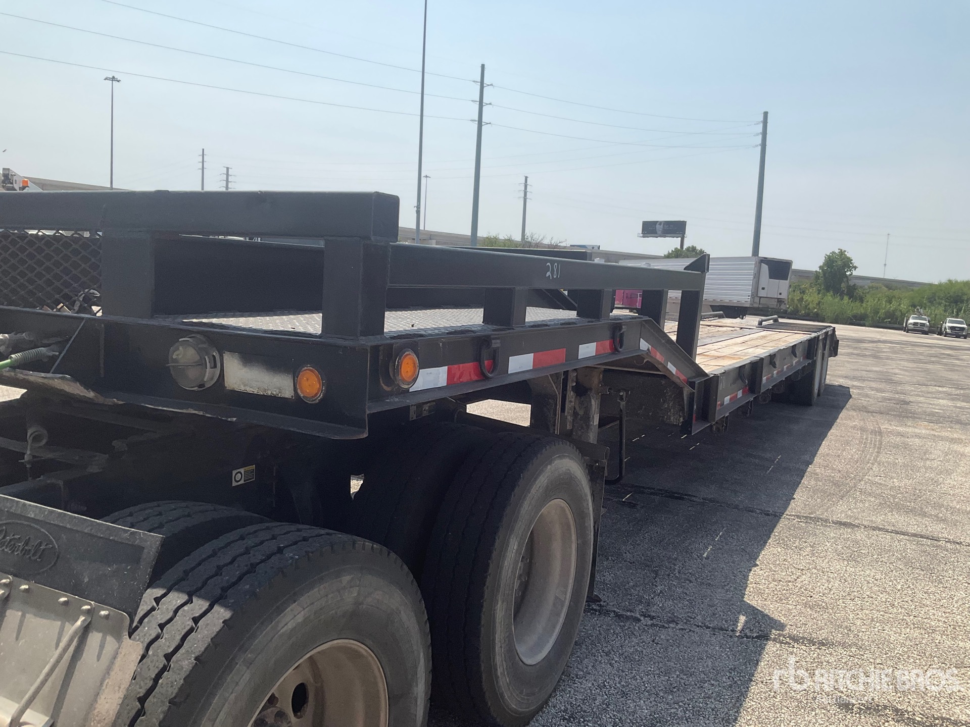 1999 Viking 42 ft T/A