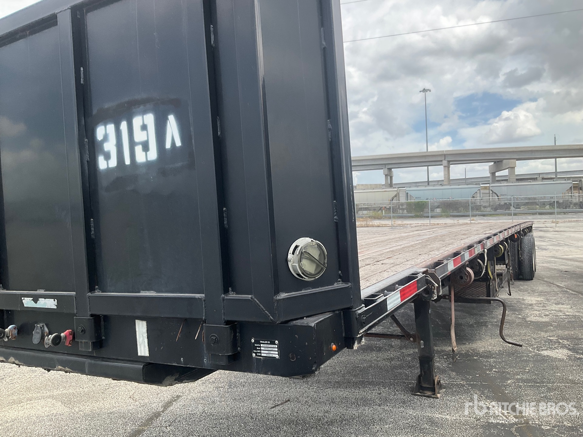 2007 Transcraft 48 ft T/A