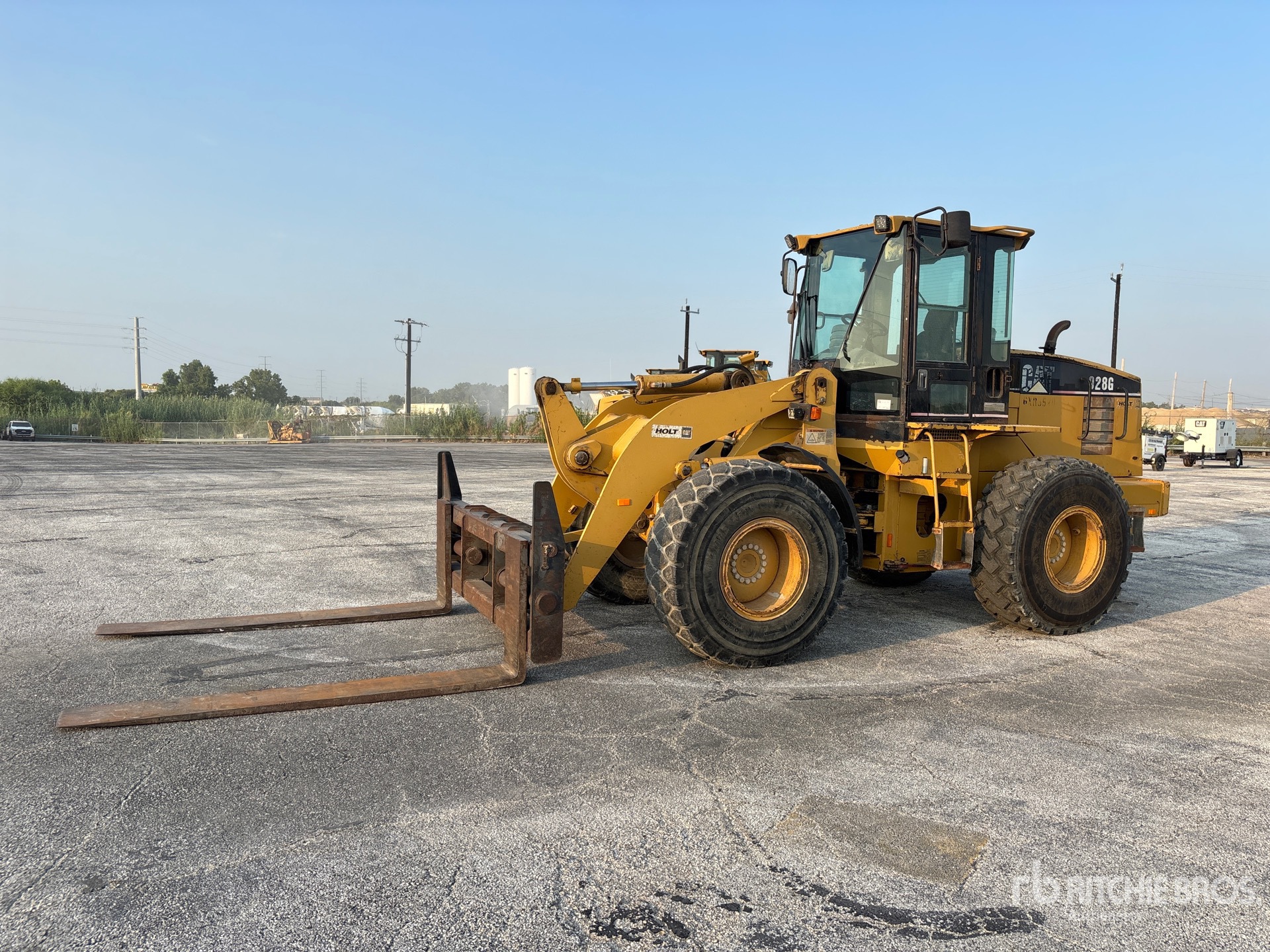 Photo of 2002 Caterpillar 928G