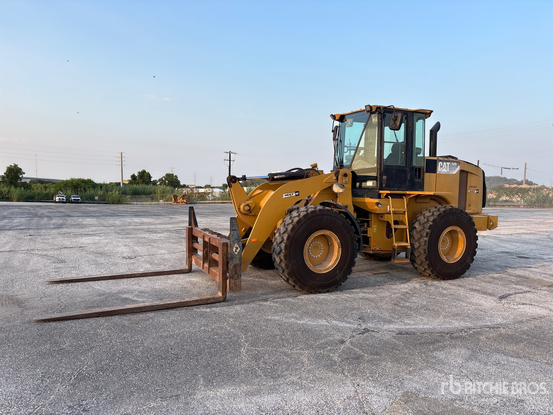 Photo of 2012 Caterpillar 928HZ