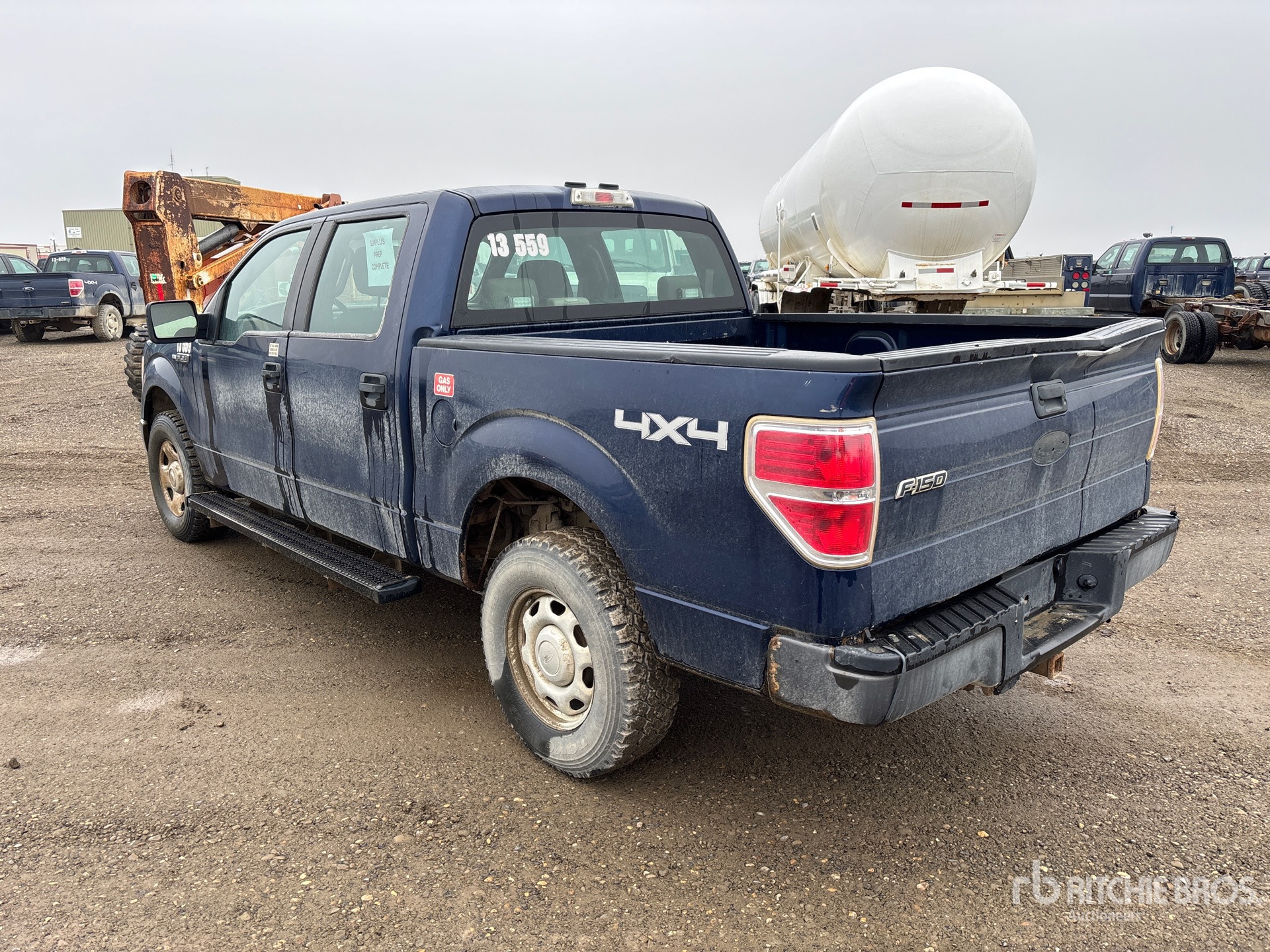 General Appearance with Picture, Left Rear Corner