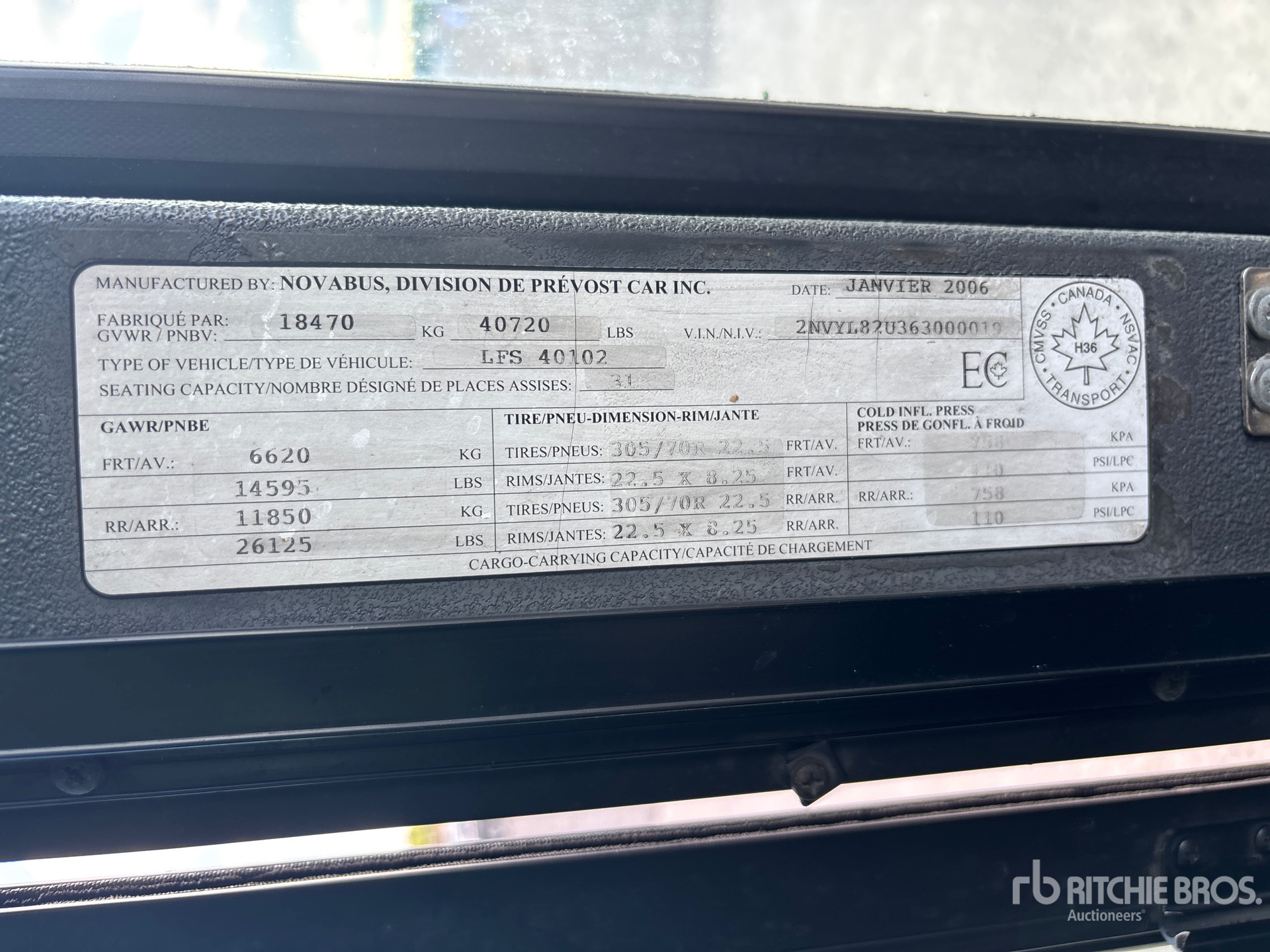 2006 Novabus LFS L222