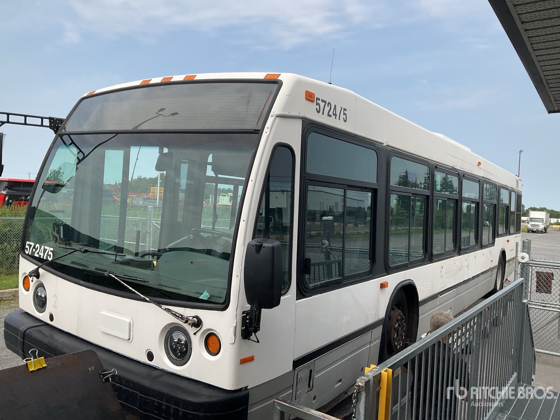 2006 Novabus LFS L1293