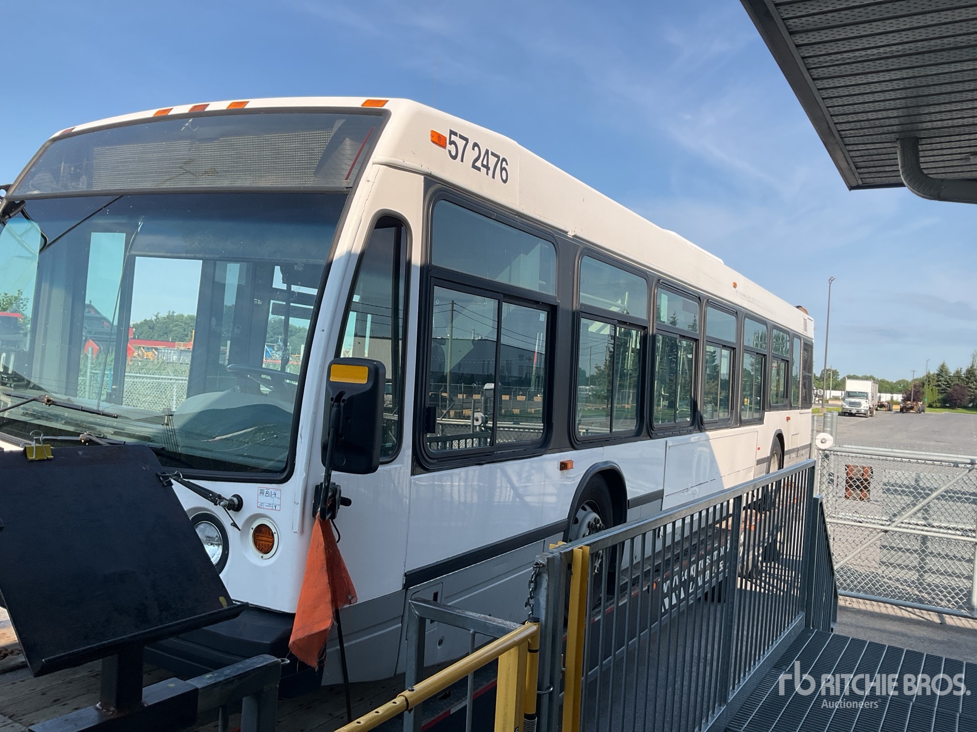 2007 Novabus LFS