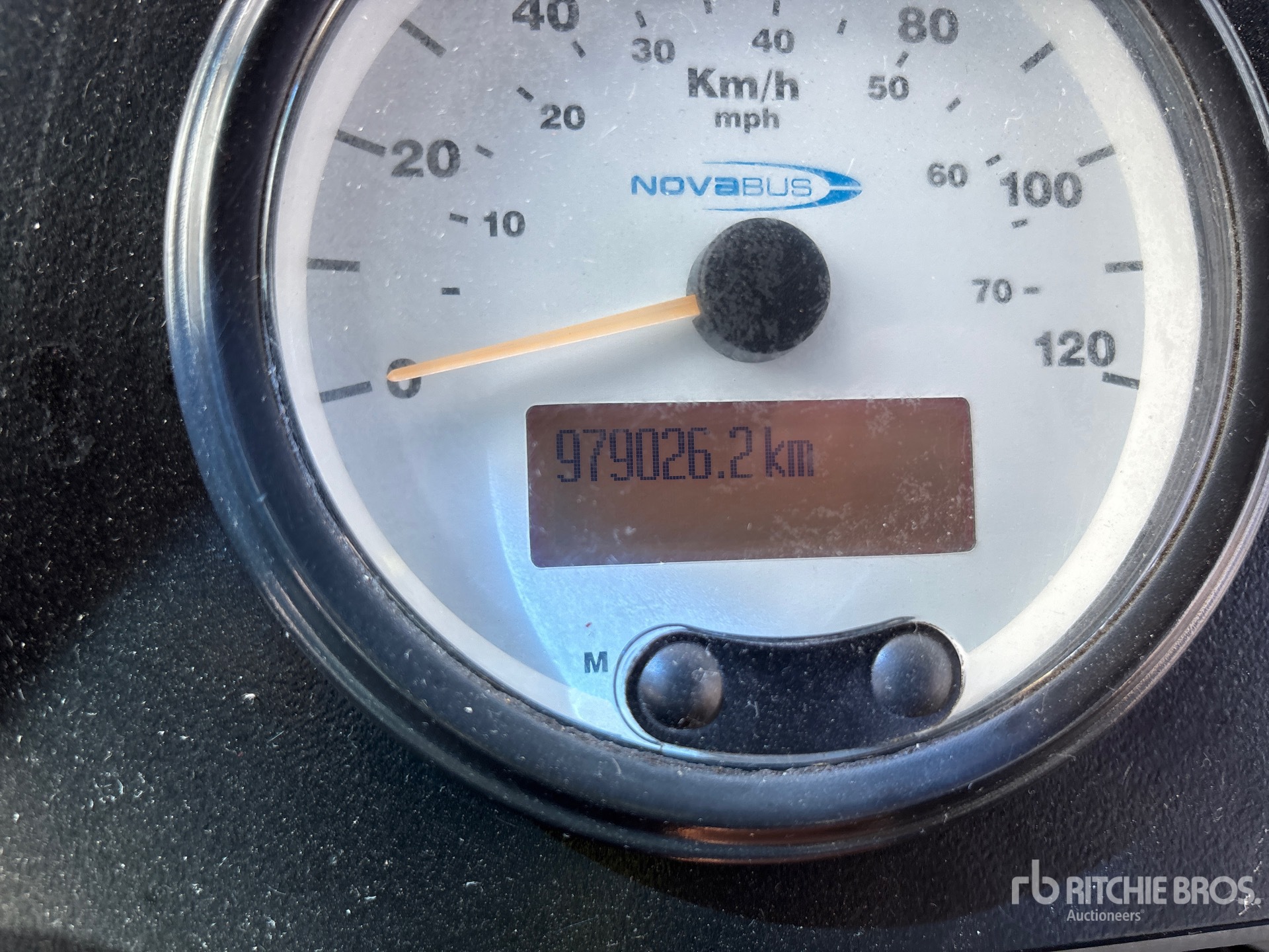 2007 Novabus LFS