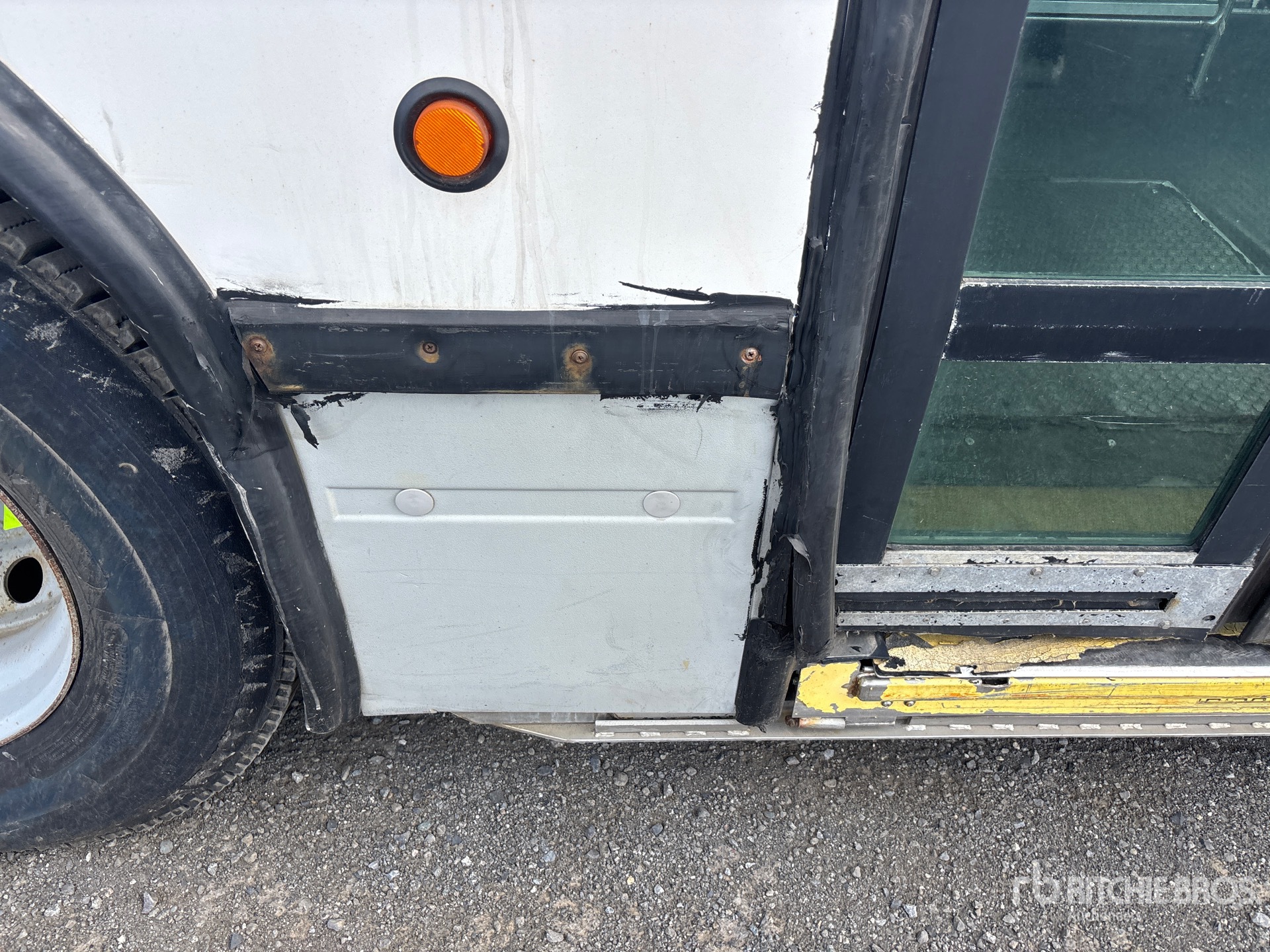 2006 Novabus LFS