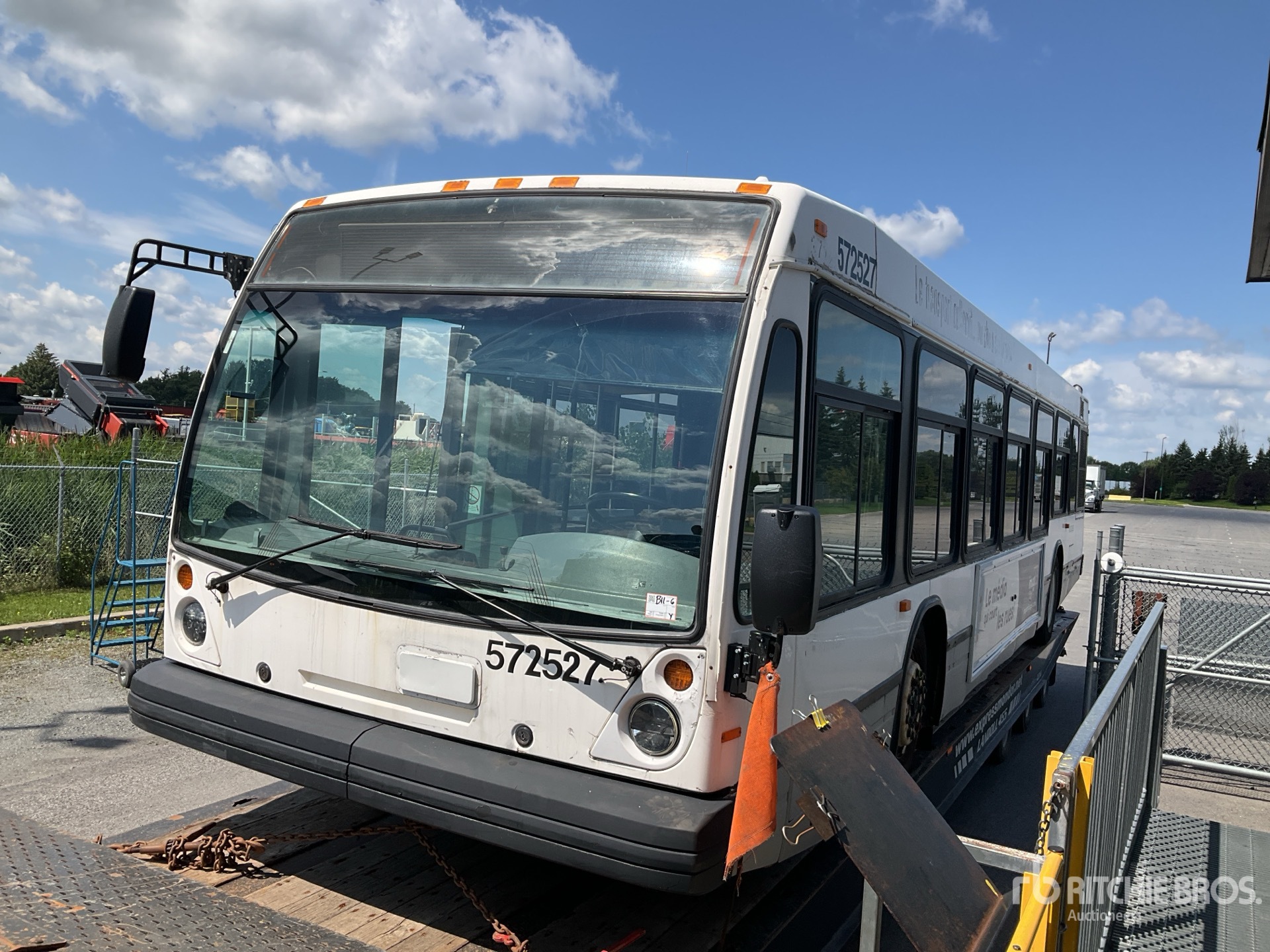2008 Novabus LFS