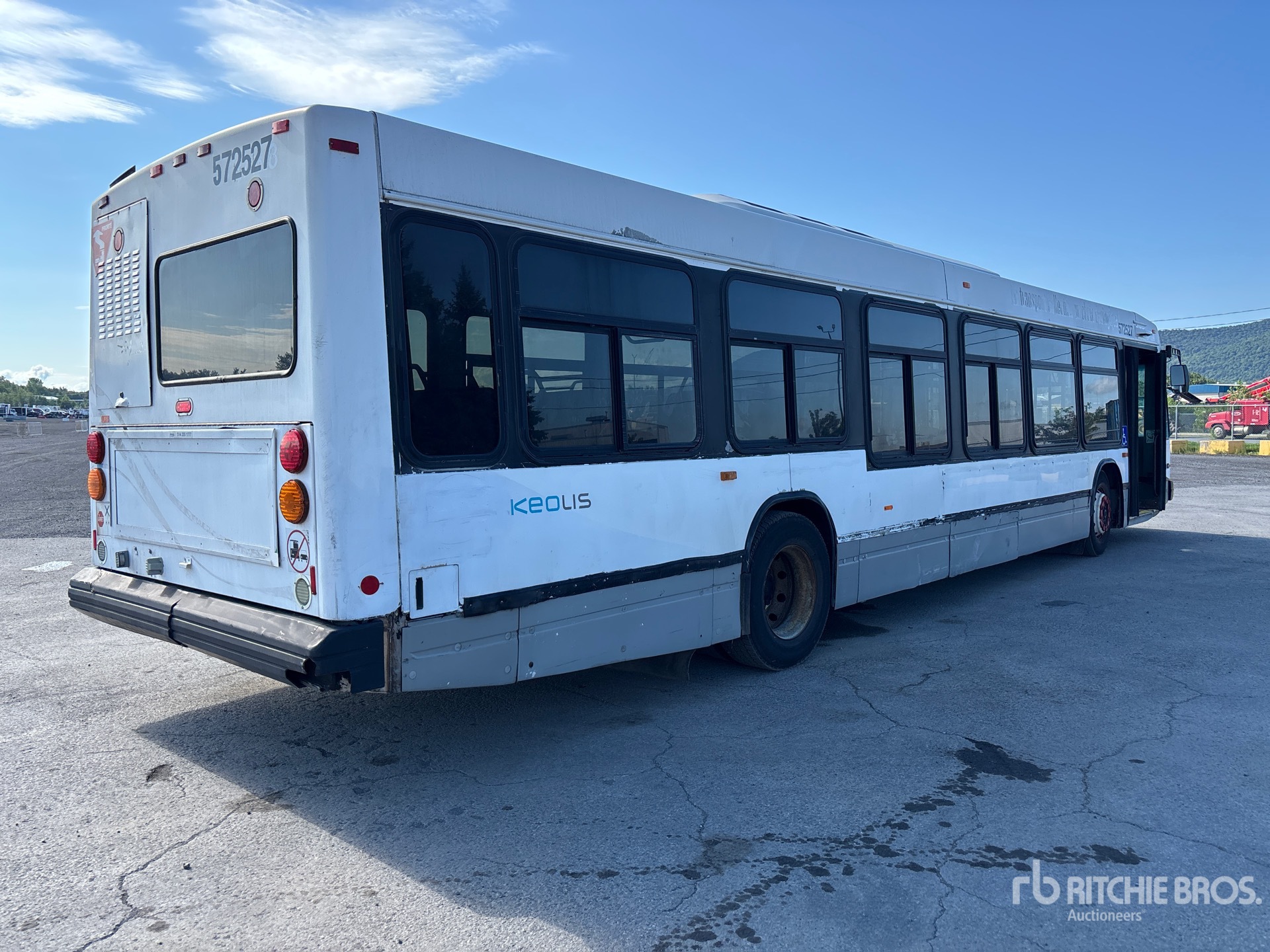 2008 Novabus LFS