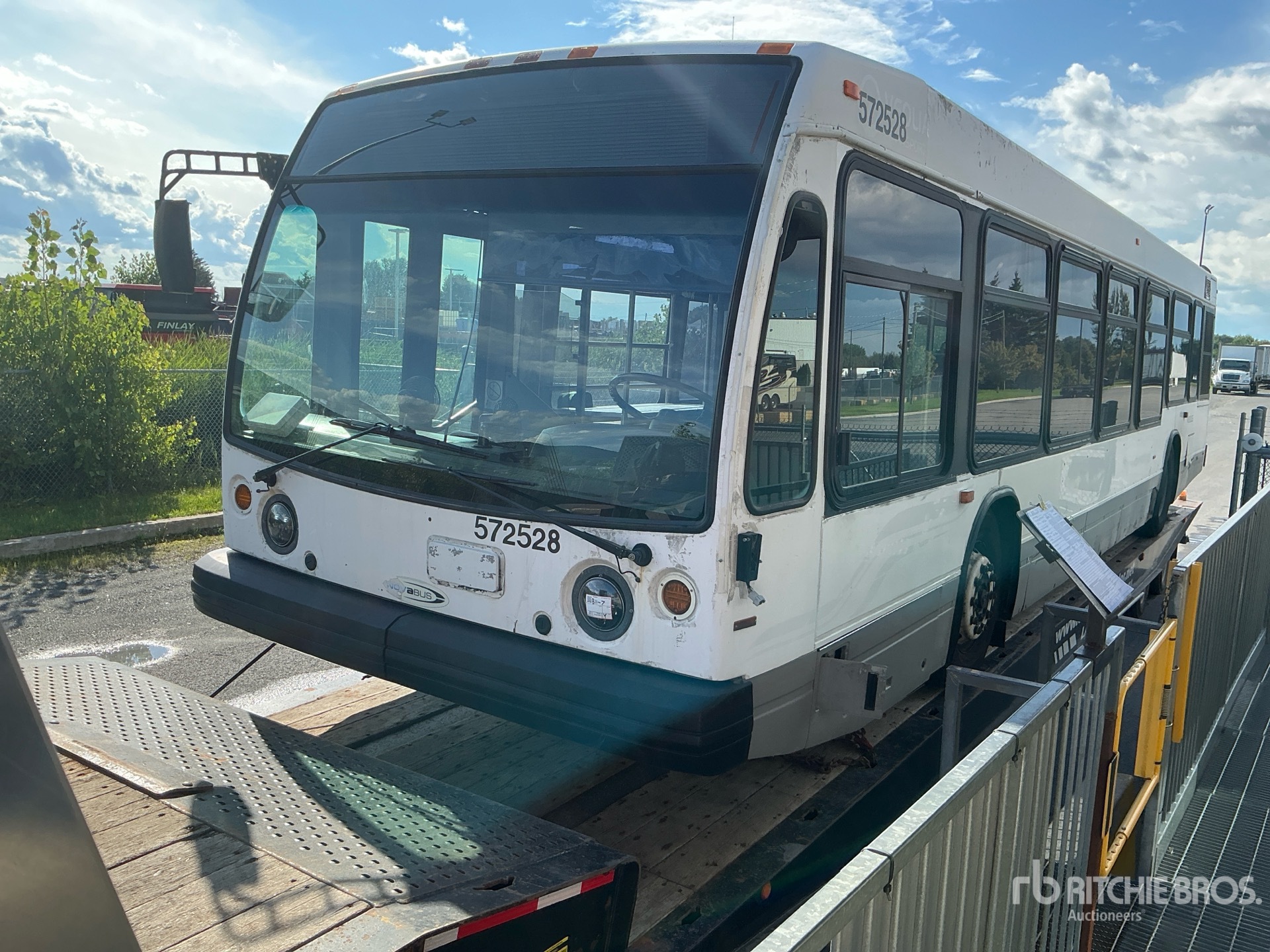 2007 Novabus LFS