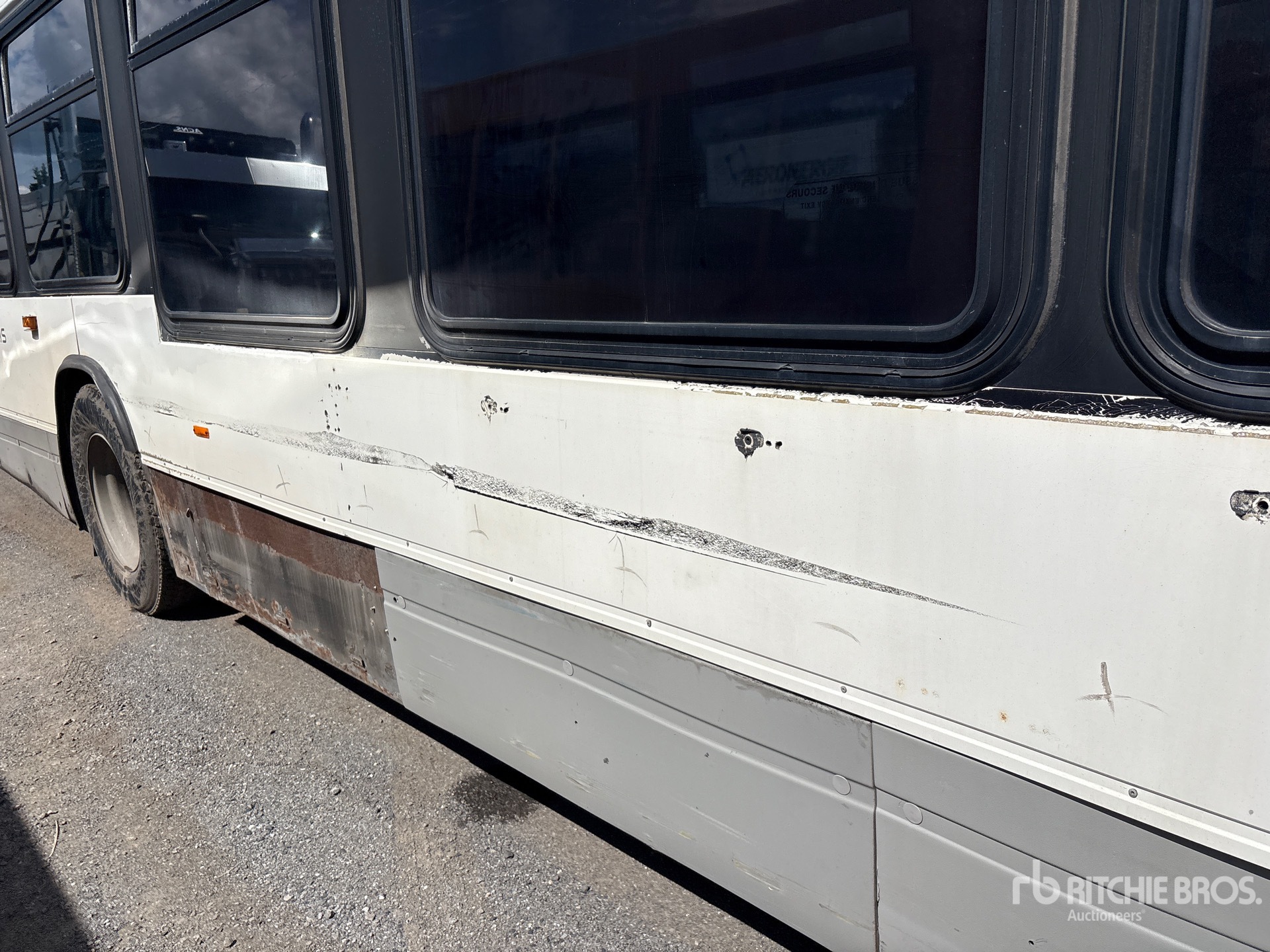2007 Novabus LFS