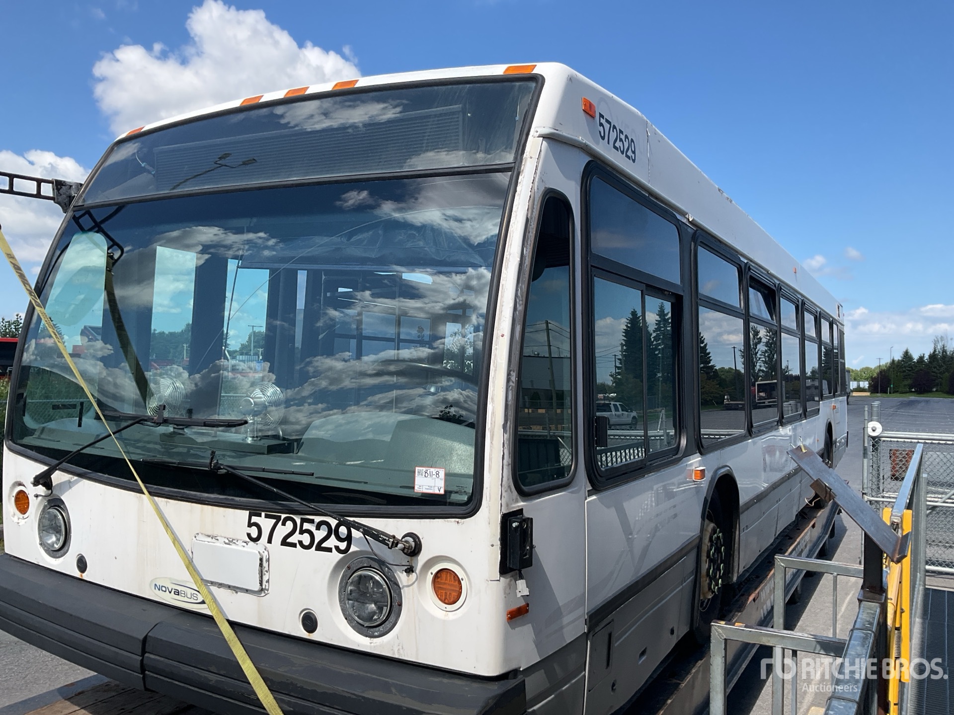 2007 Novabus LFS