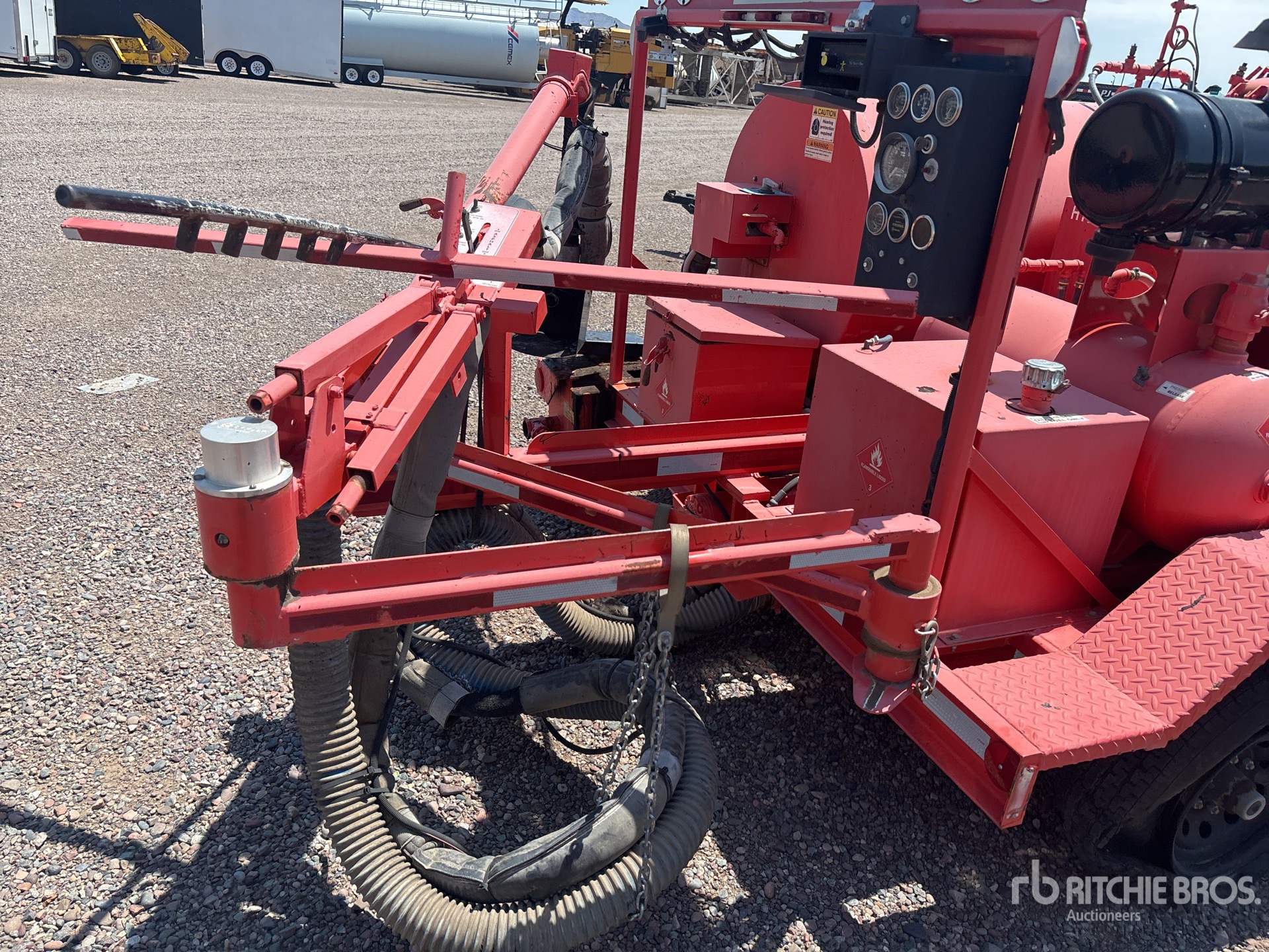 2011 Crafco MAGNUM SPRAY INJECTION PATCHER