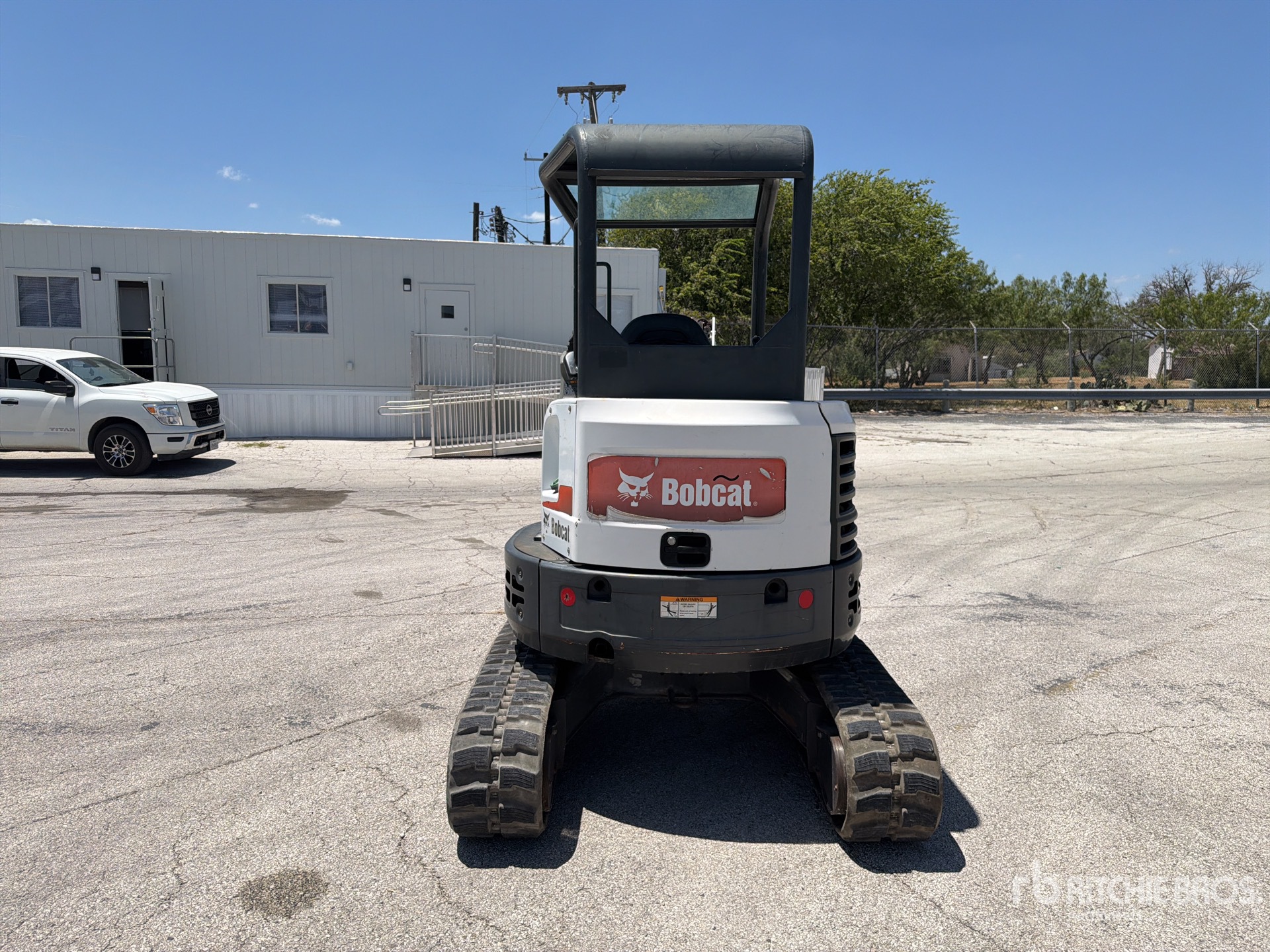 2016 Bobcat E26