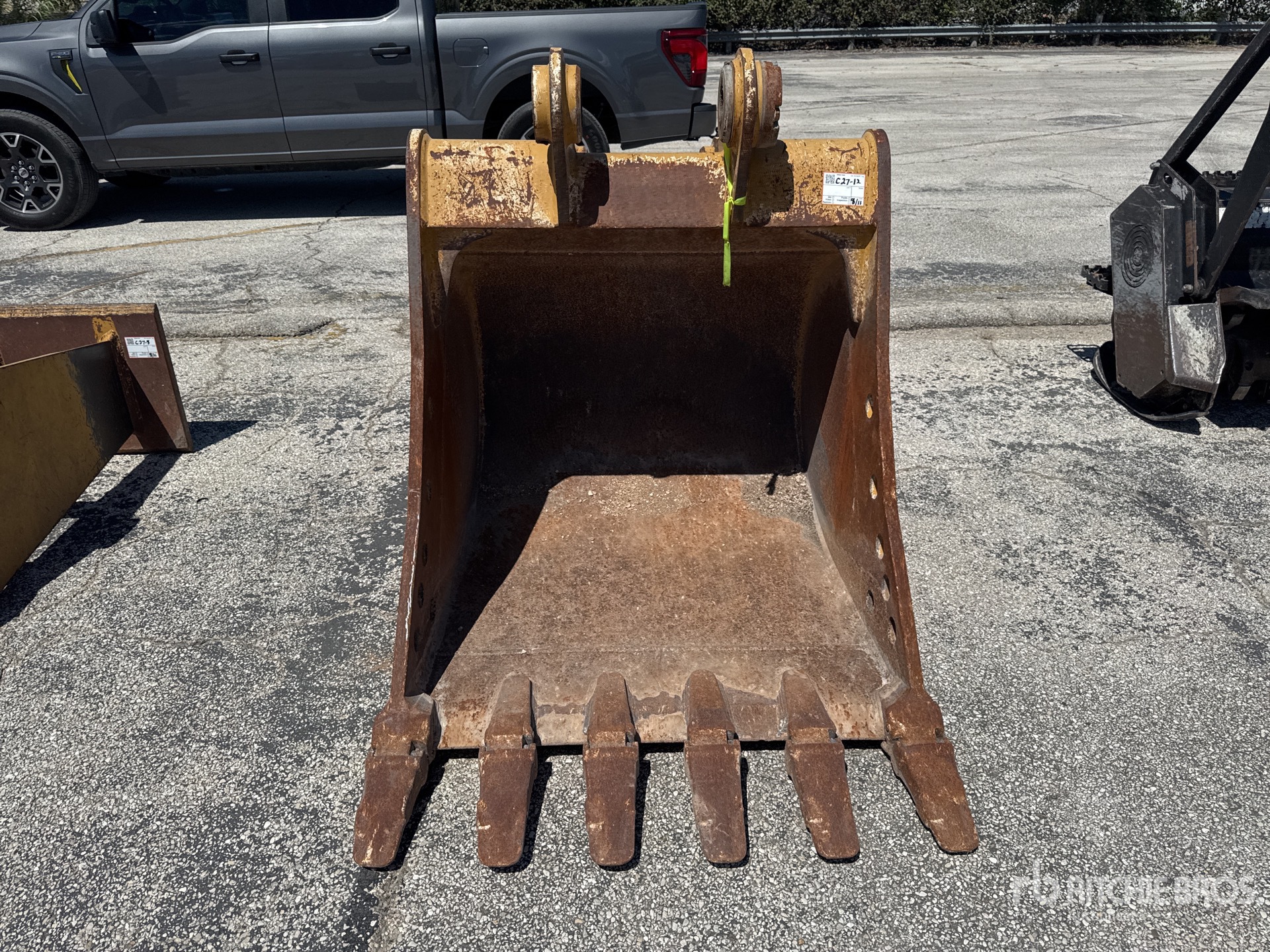 Caterpillar 48 in - Fits CAT 320E