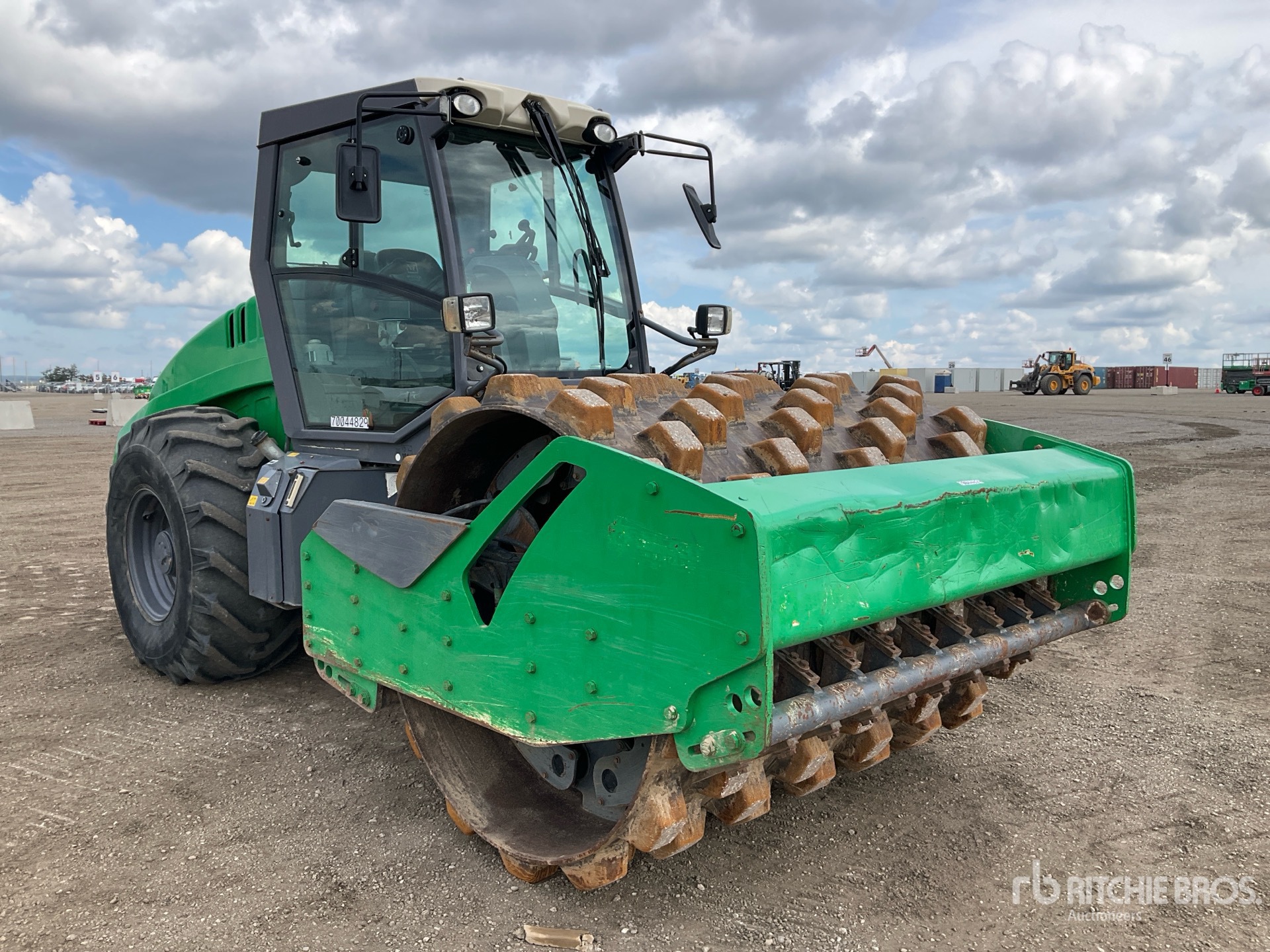2018 Hamm H10IP