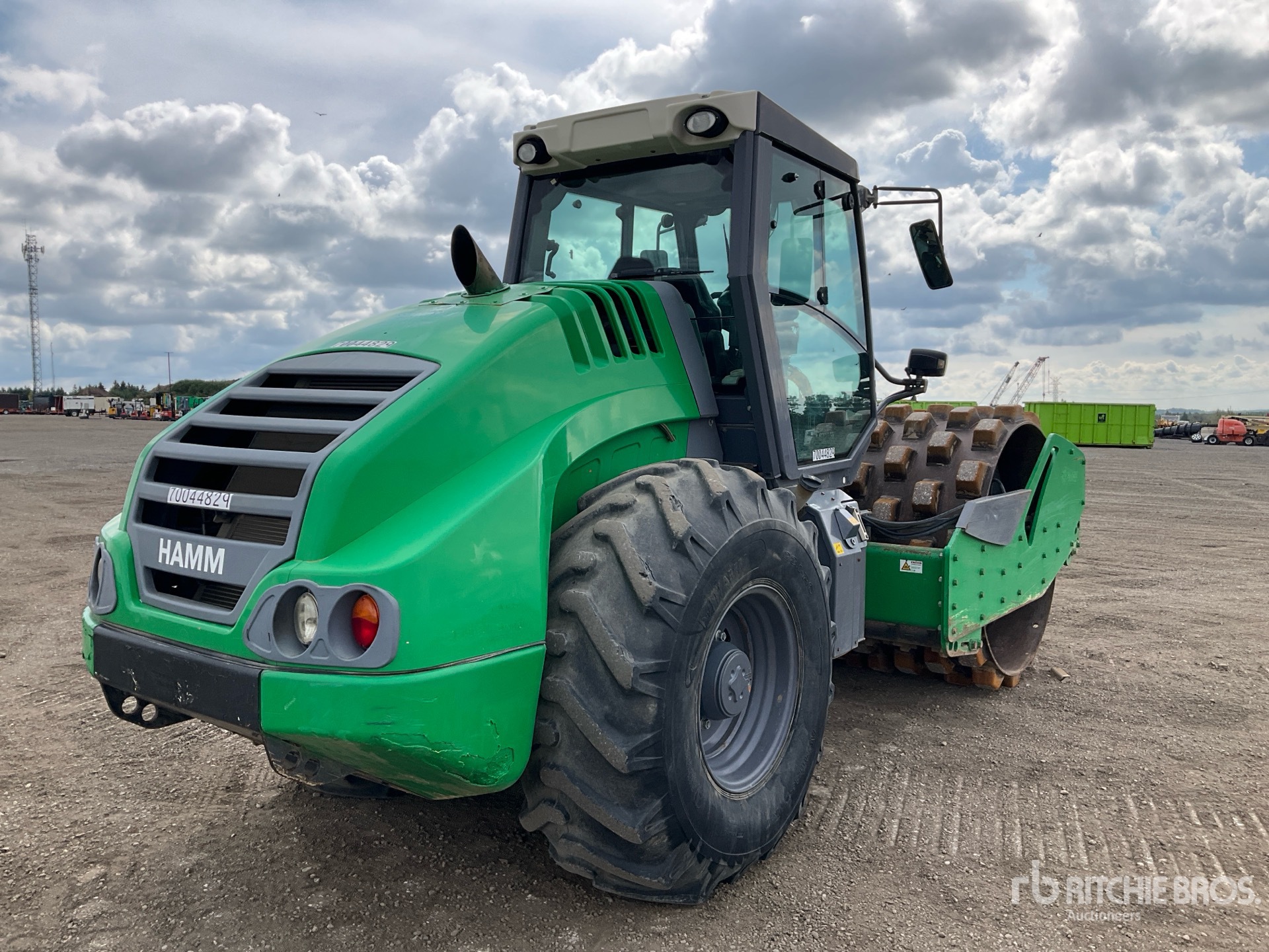 2018 Hamm H10IP