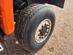 Underbody with Right Steer Tire