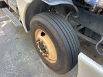 Underbody with Right Steer Tire