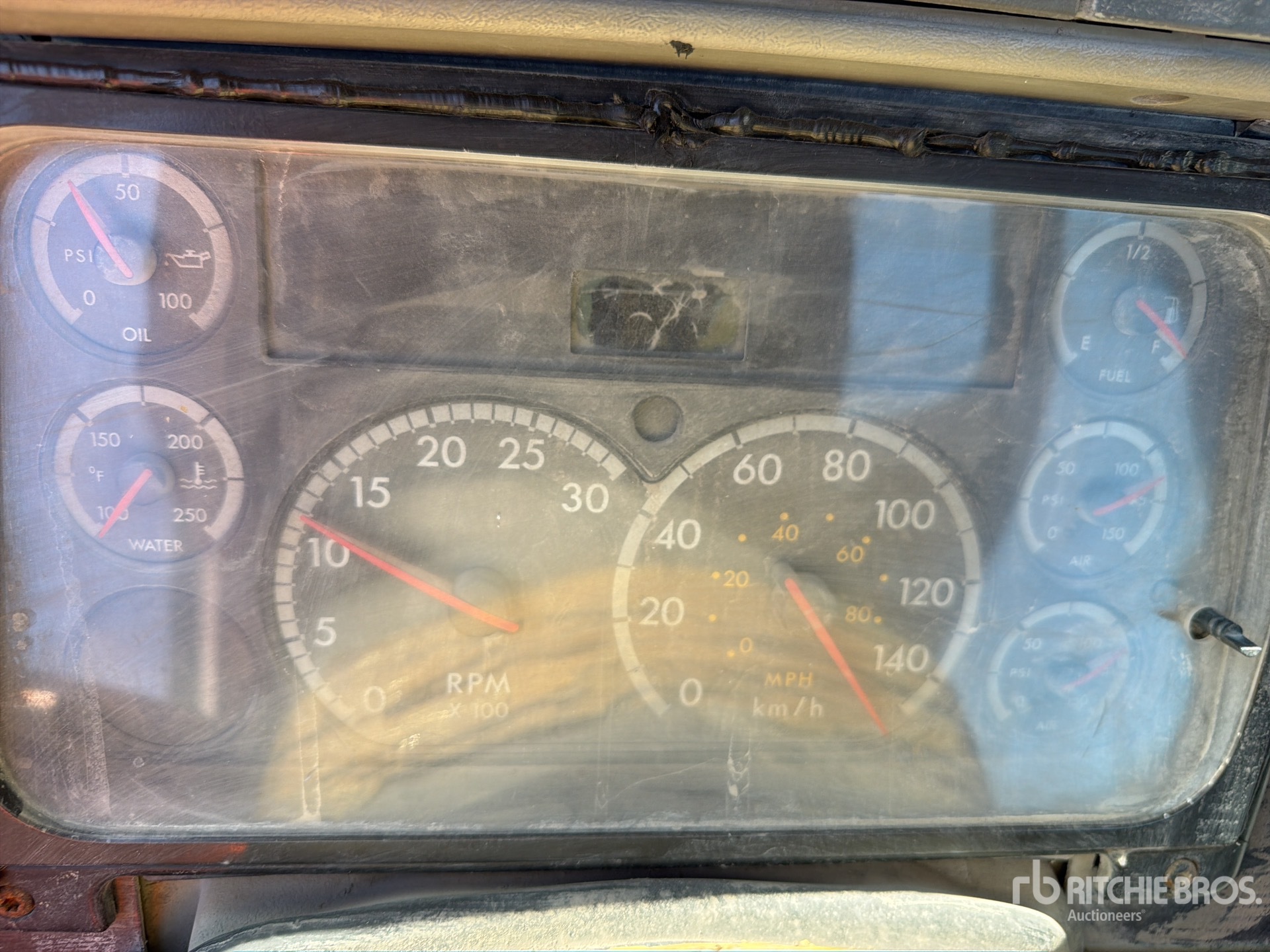 2007 Freightliner CL120